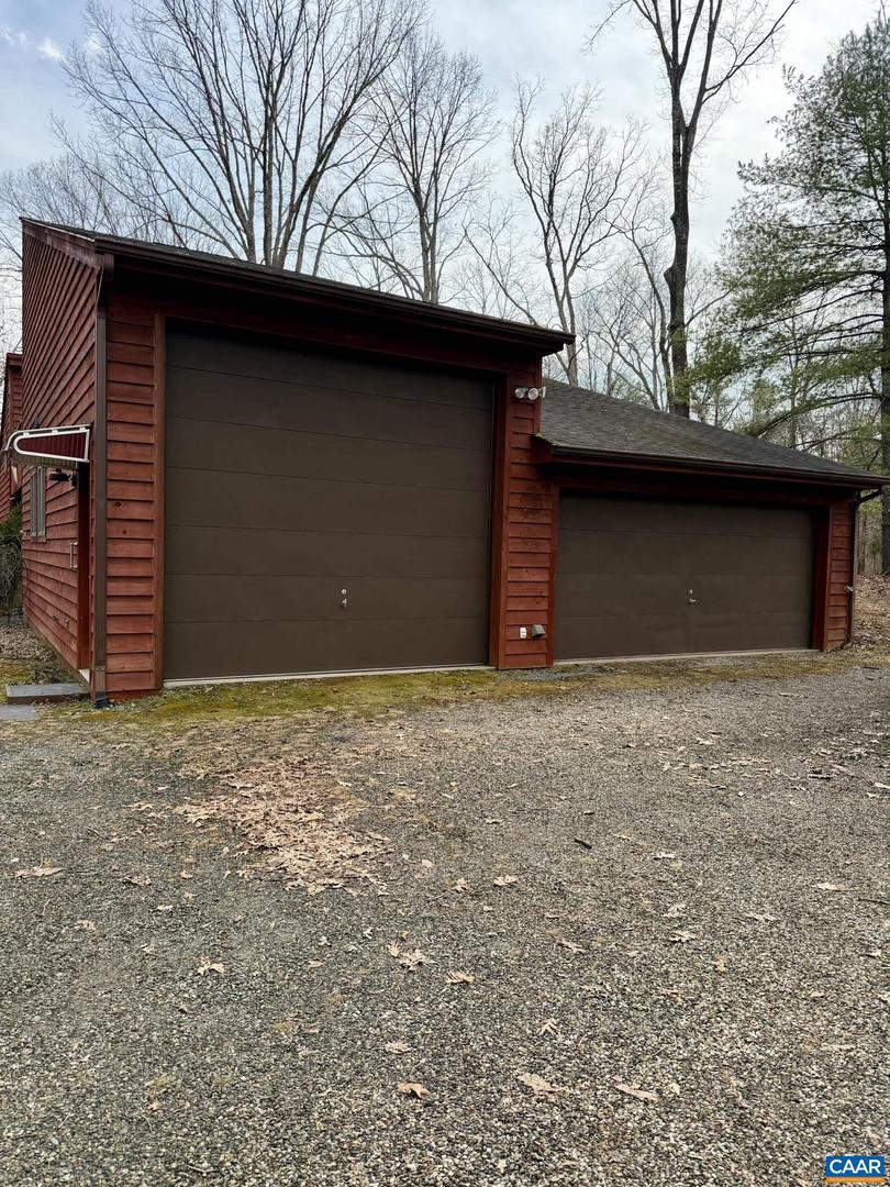 670 BABER LN, SCOTTSVILLE, Virginia 24590, 3 Bedrooms Bedrooms, ,4 BathroomsBathrooms,Residential,For sale,670 BABER LN,674011 MLS # 674011