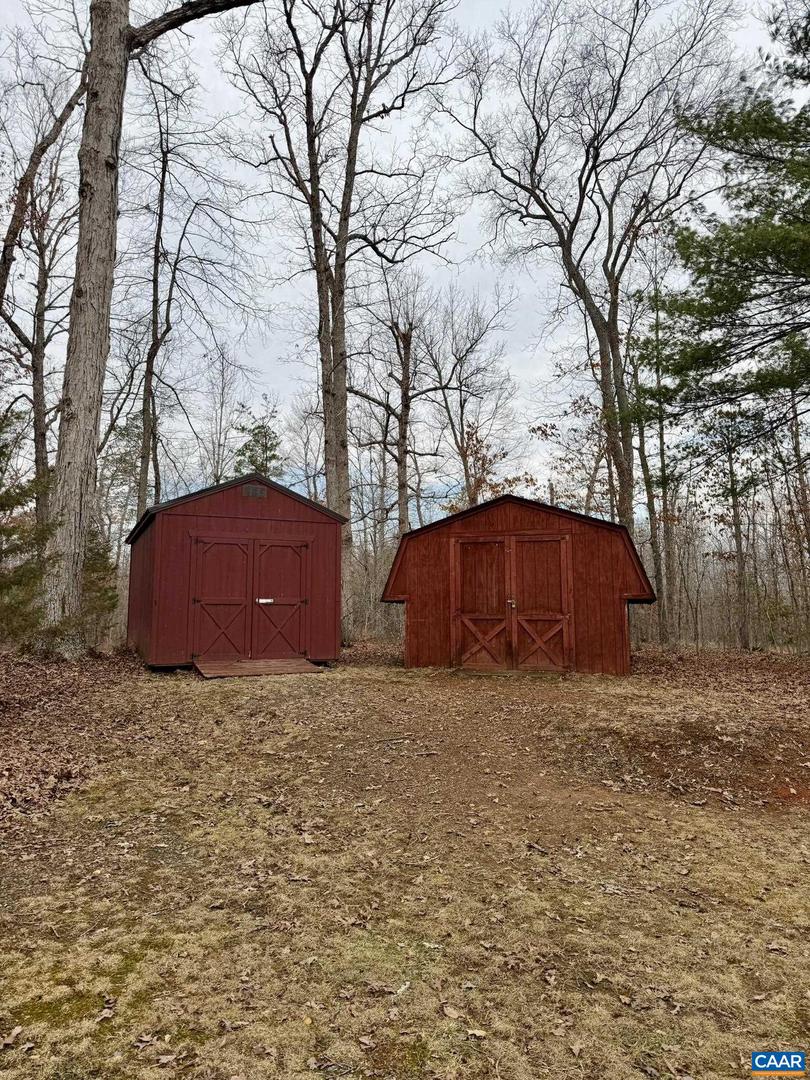 670 BABER LN, SCOTTSVILLE, Virginia 24590, 3 Bedrooms Bedrooms, ,4 BathroomsBathrooms,Residential,For sale,670 BABER LN,674011 MLS # 674011