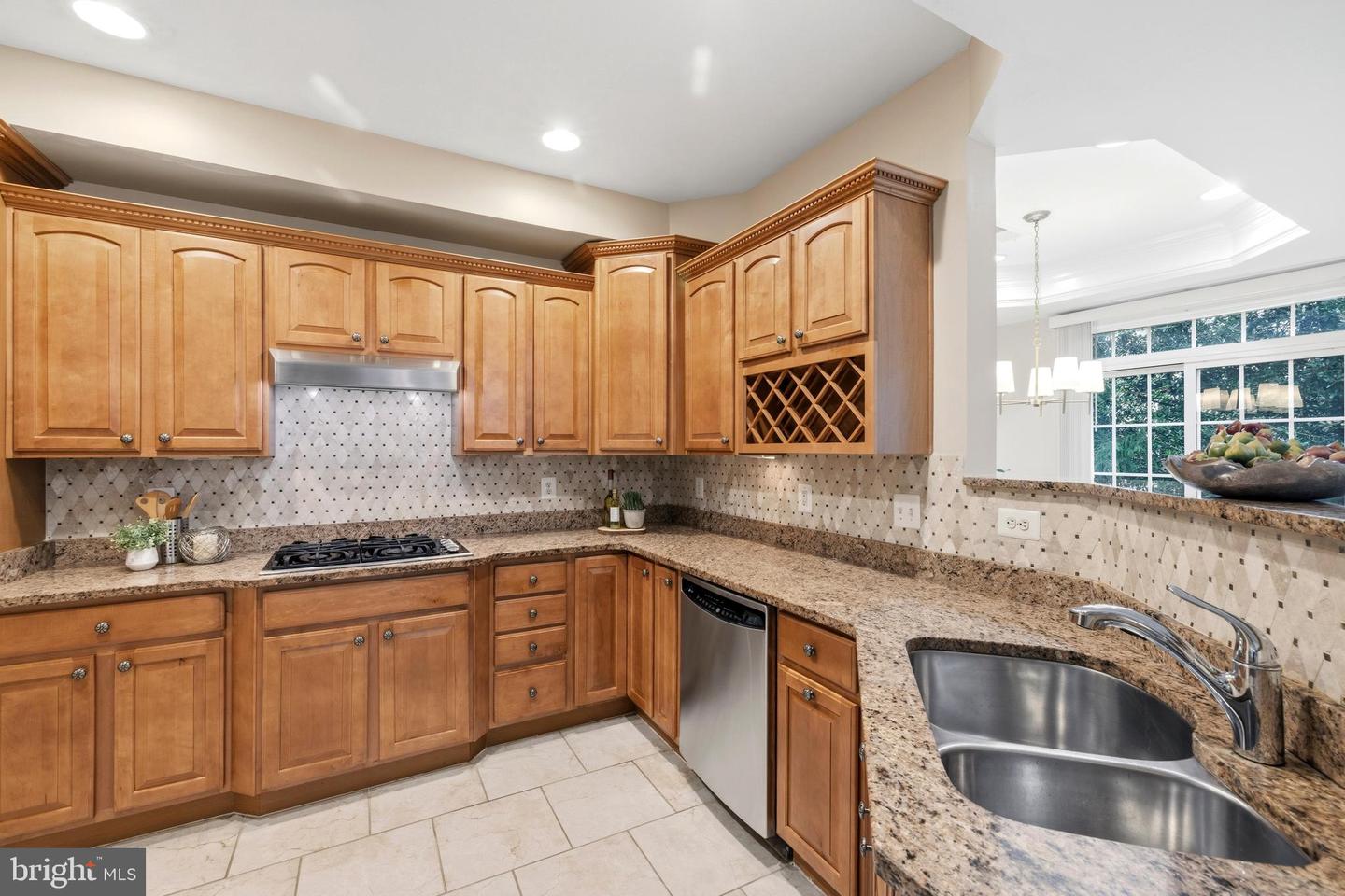 7122 HUNTLEY CREEK PL #77A, ALEXANDRIA, Virginia 22306, 3 Bedrooms Bedrooms, ,2 BathroomsBathrooms,Residential,For sale,7122 HUNTLEY CREEK PL #77A,VAFX2294350 MLS # VAFX2294350