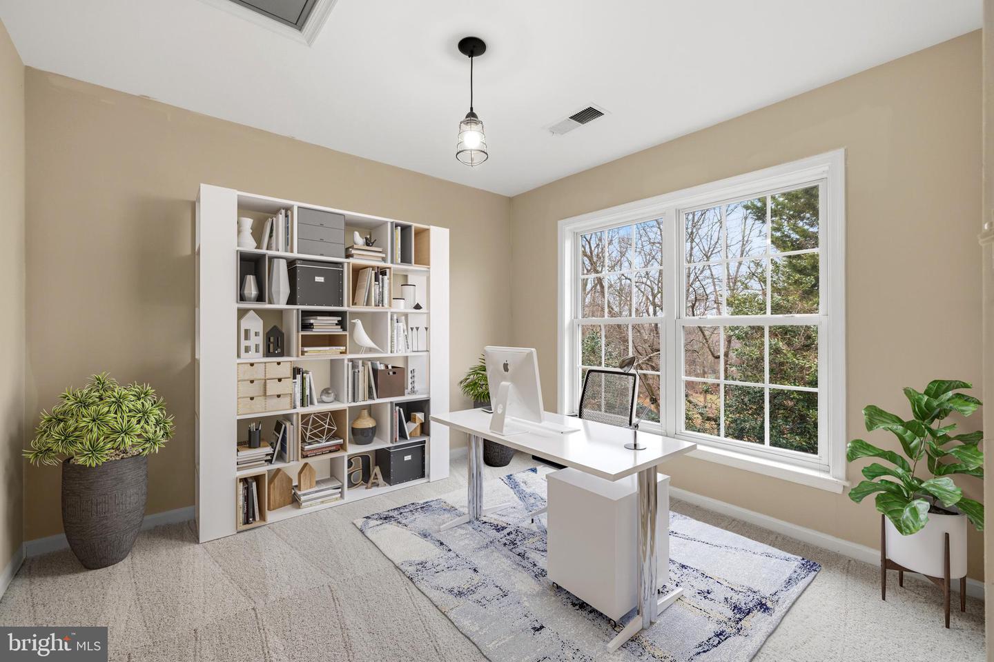 7122 HUNTLEY CREEK PL #77A, ALEXANDRIA, Virginia 22306, 3 Bedrooms Bedrooms, ,2 BathroomsBathrooms,Residential,For sale,7122 HUNTLEY CREEK PL #77A,VAFX2294350 MLS # VAFX2294350