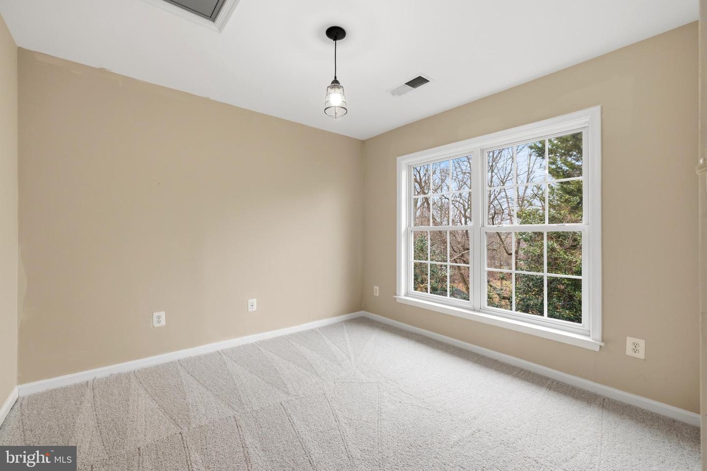 7122 HUNTLEY CREEK PL #77A, ALEXANDRIA, Virginia 22306, 3 Bedrooms Bedrooms, ,2 BathroomsBathrooms,Residential,For sale,7122 HUNTLEY CREEK PL #77A,VAFX2294350 MLS # VAFX2294350