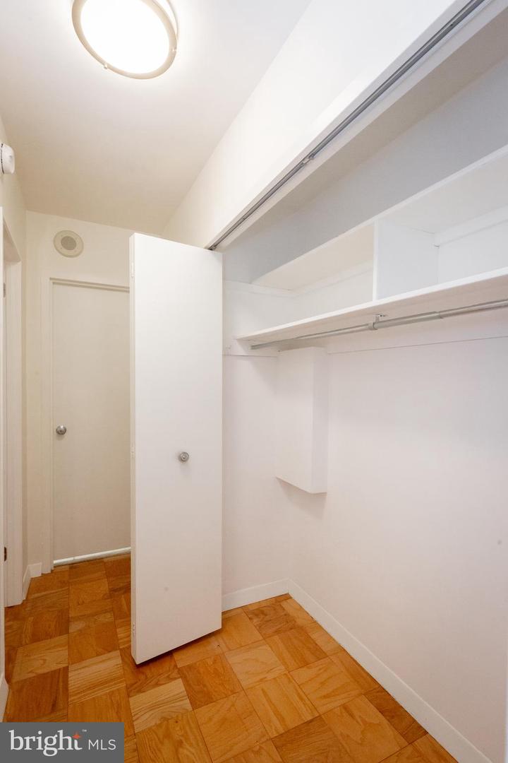 3001 VEAZEY TER NW #1128, WASHINGTON, District Of Columbia 20008, ,1 BathroomBathrooms,Residential,For sale,3001 VEAZEY TER NW #1128,DCDC2249164 MLS # DCDC2249164