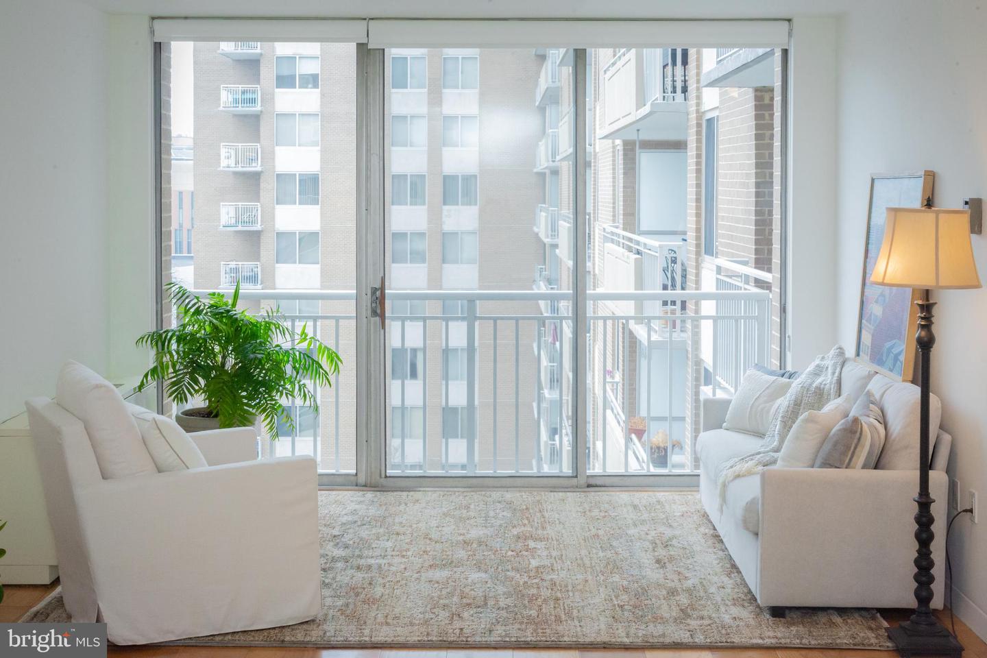 3001 VEAZEY TER NW #1128, WASHINGTON, District Of Columbia 20008, ,1 BathroomBathrooms,Residential,For sale,3001 VEAZEY TER NW #1128,DCDC2249164 MLS # DCDC2249164