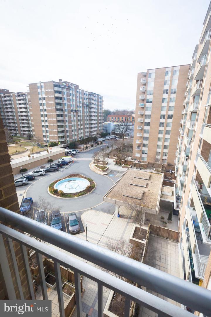 3001 VEAZEY TER NW #1128, WASHINGTON, District Of Columbia 20008, ,1 BathroomBathrooms,Residential,For sale,3001 VEAZEY TER NW #1128,DCDC2249164 MLS # DCDC2249164