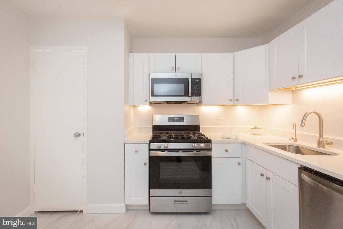 3001 VEAZEY TER NW #1128, WASHINGTON, District Of Columbia 20008, ,1 BathroomBathrooms,Residential,For sale,3001 VEAZEY TER NW #1128,DCDC2249164 MLS # DCDC2249164