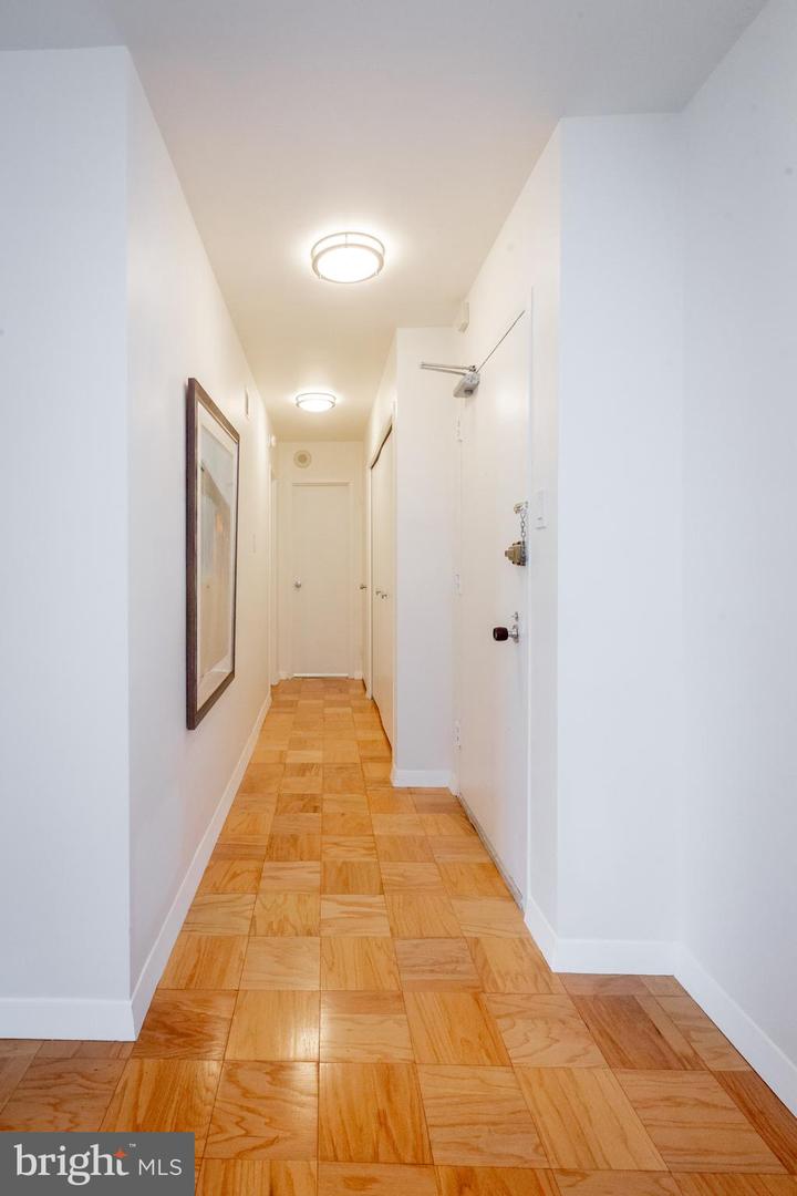 3001 VEAZEY TER NW #1128, WASHINGTON, District Of Columbia 20008, ,1 BathroomBathrooms,Residential,For sale,3001 VEAZEY TER NW #1128,DCDC2249164 MLS # DCDC2249164