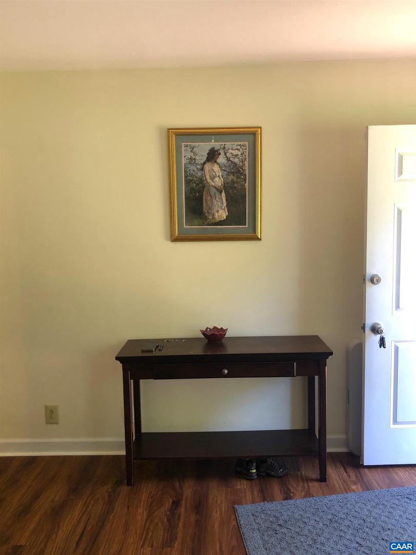 3193 OLD LYNCHBURG RD, NORTH GARDEN, Virginia 22959, 3 Bedrooms Bedrooms, ,1 BathroomBathrooms,Residential,For sale,3193 OLD LYNCHBURG RD,674013 MLS # 674013