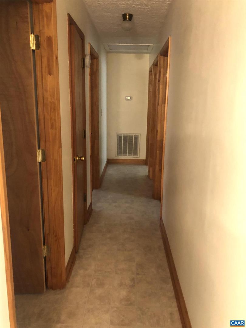 3193 OLD LYNCHBURG RD, NORTH GARDEN, Virginia 22959, 3 Bedrooms Bedrooms, ,1 BathroomBathrooms,Residential,For sale,3193 OLD LYNCHBURG RD,674013 MLS # 674013