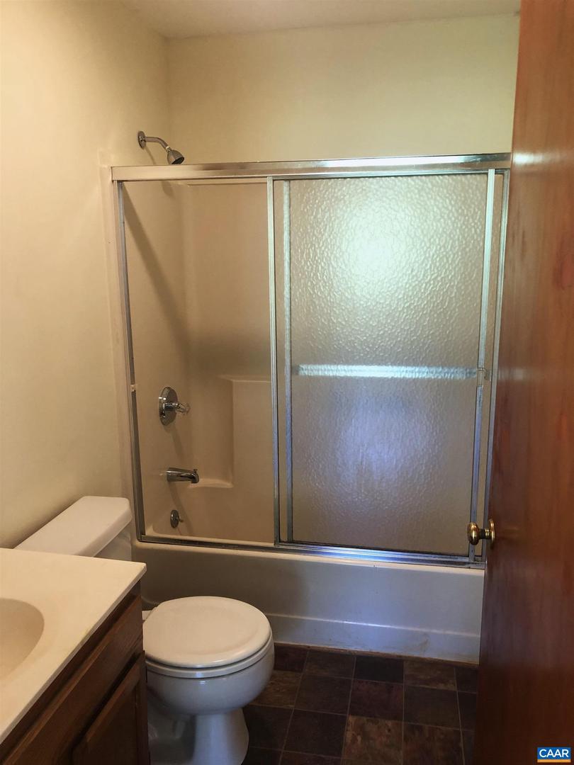 3193 OLD LYNCHBURG RD, NORTH GARDEN, Virginia 22959, 3 Bedrooms Bedrooms, ,1 BathroomBathrooms,Residential,For sale,3193 OLD LYNCHBURG RD,674013 MLS # 674013