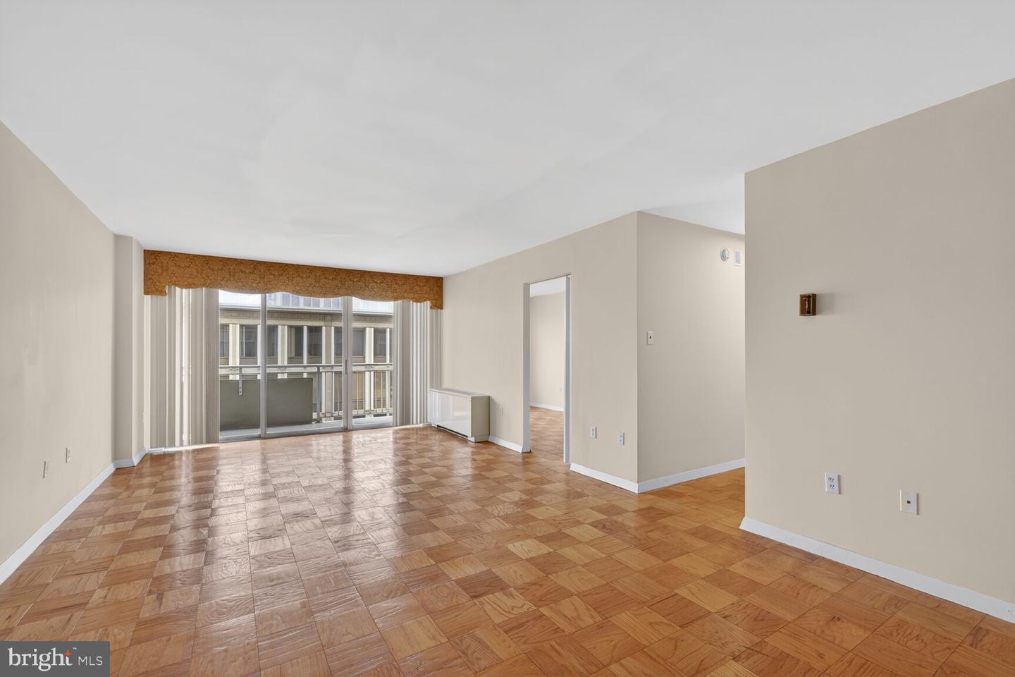 3001 VEAZEY TERR NW #1008, WASHINGTON, District Of Columbia 20008, 2 Bedrooms Bedrooms, ,2 BathroomsBathrooms,Residential,For sale,3001 VEAZEY TERR NW #1008,DCDC2249172 MLS # DCDC2249172