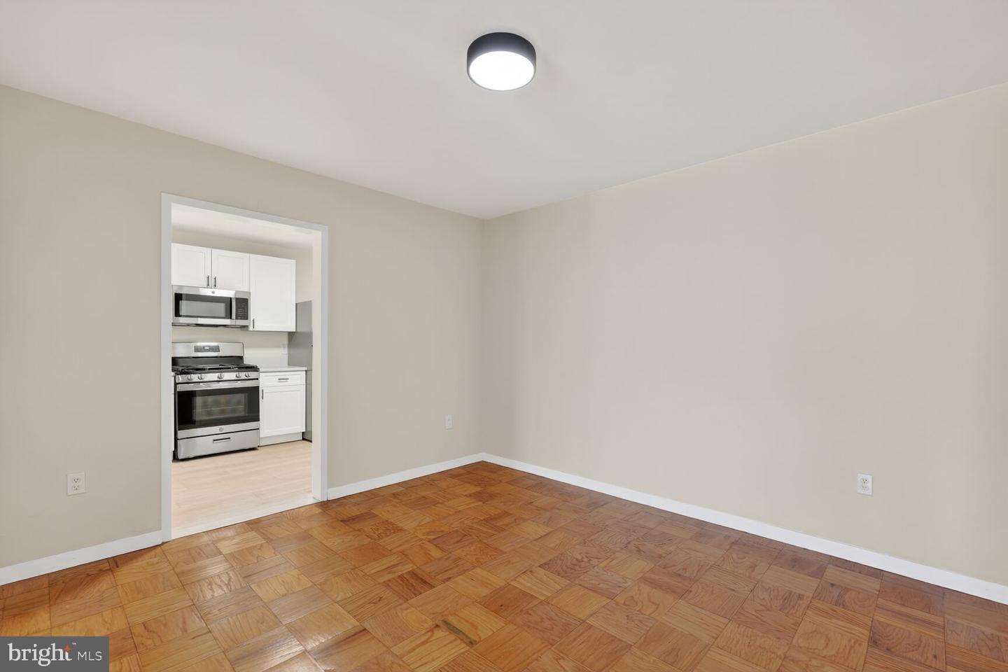 3001 VEAZEY TERR NW #1008, WASHINGTON, District Of Columbia 20008, 2 Bedrooms Bedrooms, ,2 BathroomsBathrooms,Residential,For sale,3001 VEAZEY TERR NW #1008,DCDC2249172 MLS # DCDC2249172