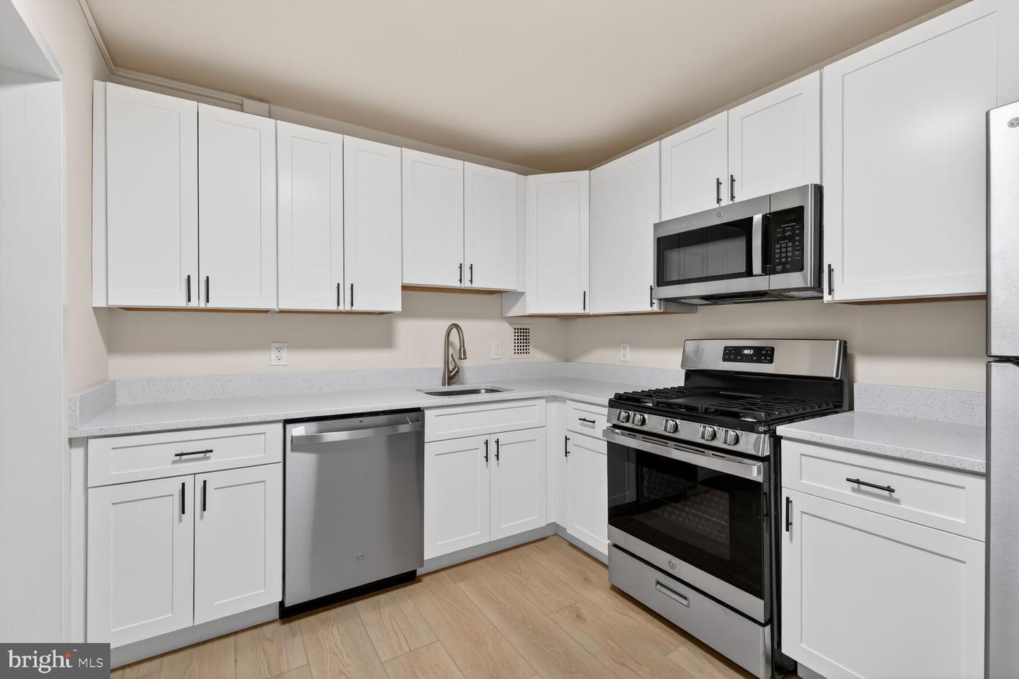 3001 VEAZEY TERR NW #1008, WASHINGTON, District Of Columbia 20008, 2 Bedrooms Bedrooms, ,2 BathroomsBathrooms,Residential,For sale,3001 VEAZEY TERR NW #1008,DCDC2249172 MLS # DCDC2249172