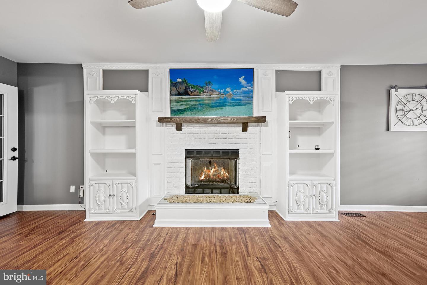 16 S POINTE LN, FREDERICKSBURG, Virginia 22405, 4 Bedrooms Bedrooms, ,3 BathroomsBathrooms,Residential,For sale,16 S POINTE LN,VAST2046666 MLS # VAST2046666