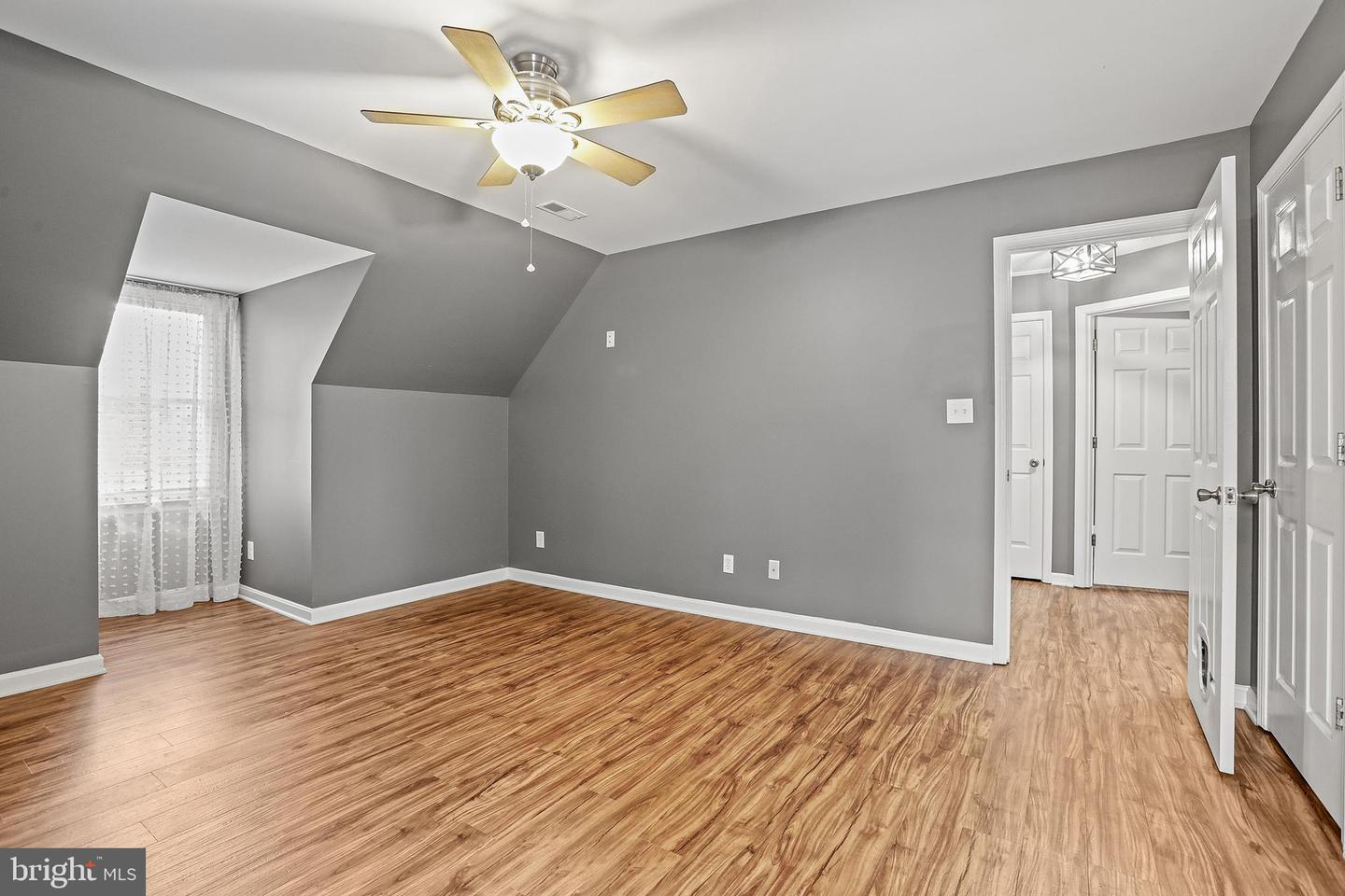 16 S POINTE LN, FREDERICKSBURG, Virginia 22405, 4 Bedrooms Bedrooms, ,3 BathroomsBathrooms,Residential,For sale,16 S POINTE LN,VAST2046666 MLS # VAST2046666