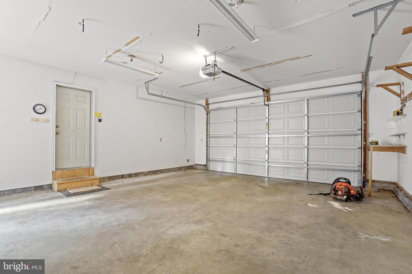 16 S POINTE LN, FREDERICKSBURG, Virginia 22405, 4 Bedrooms Bedrooms, ,3 BathroomsBathrooms,Residential,For sale,16 S POINTE LN,VAST2046666 MLS # VAST2046666