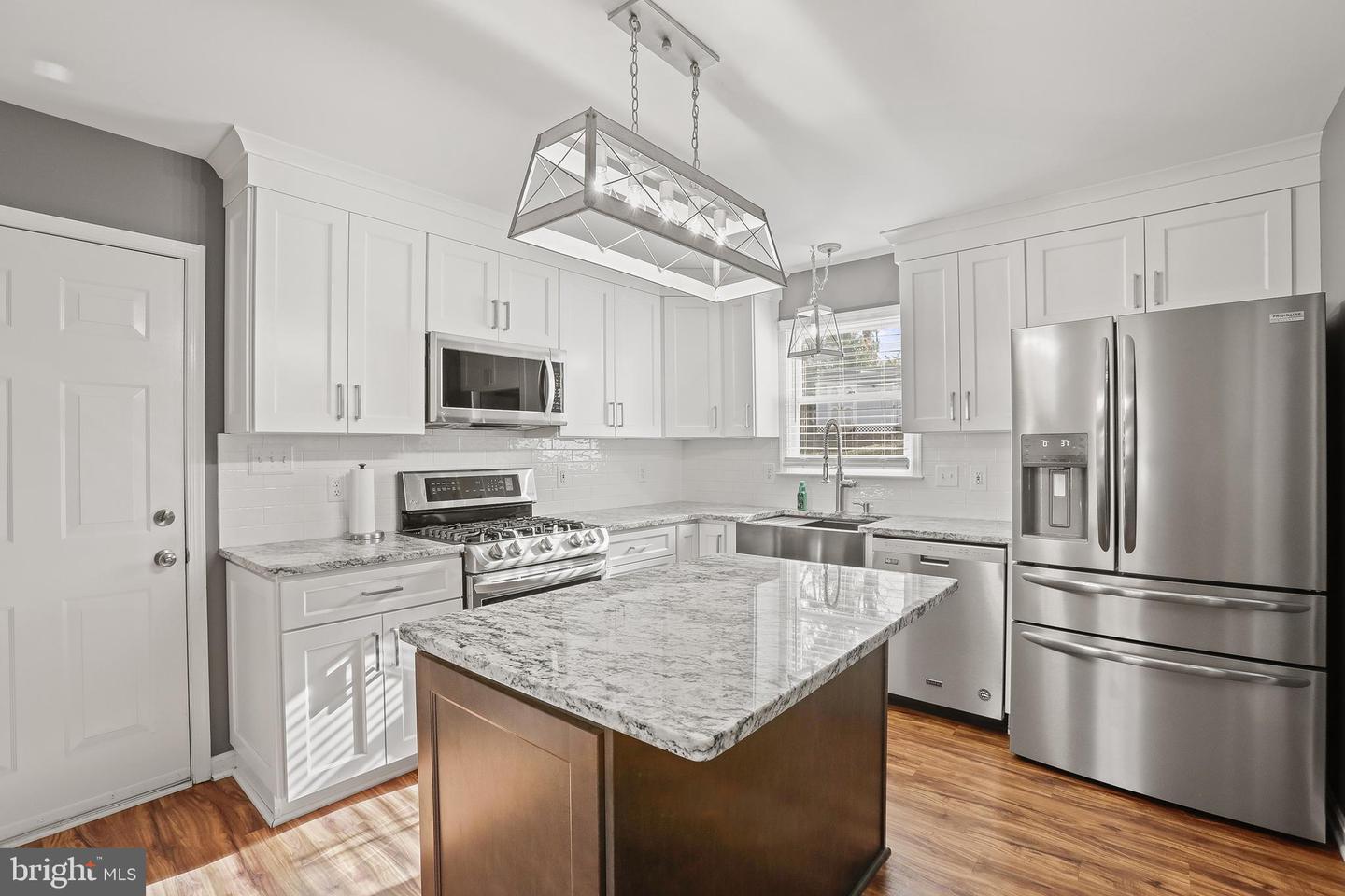 16 S POINTE LN, FREDERICKSBURG, Virginia 22405, 4 Bedrooms Bedrooms, ,3 BathroomsBathrooms,Residential,For sale,16 S POINTE LN,VAST2046666 MLS # VAST2046666