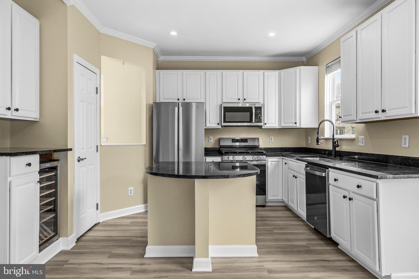 21557 FIELD STATION TER, BROADLANDS, Virginia 20148, 3 Bedrooms Bedrooms, ,2 BathroomsBathrooms,Residential,For sale,21557 FIELD STATION TER,VALO2117494 MLS # VALO2117494