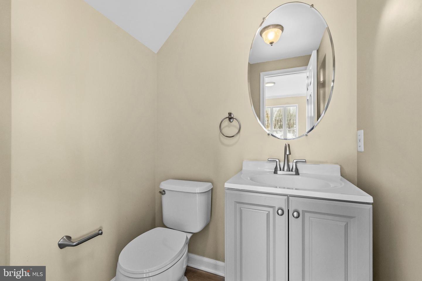 21557 FIELD STATION TER, BROADLANDS, Virginia 20148, 3 Bedrooms Bedrooms, ,2 BathroomsBathrooms,Residential,For sale,21557 FIELD STATION TER,VALO2117494 MLS # VALO2117494