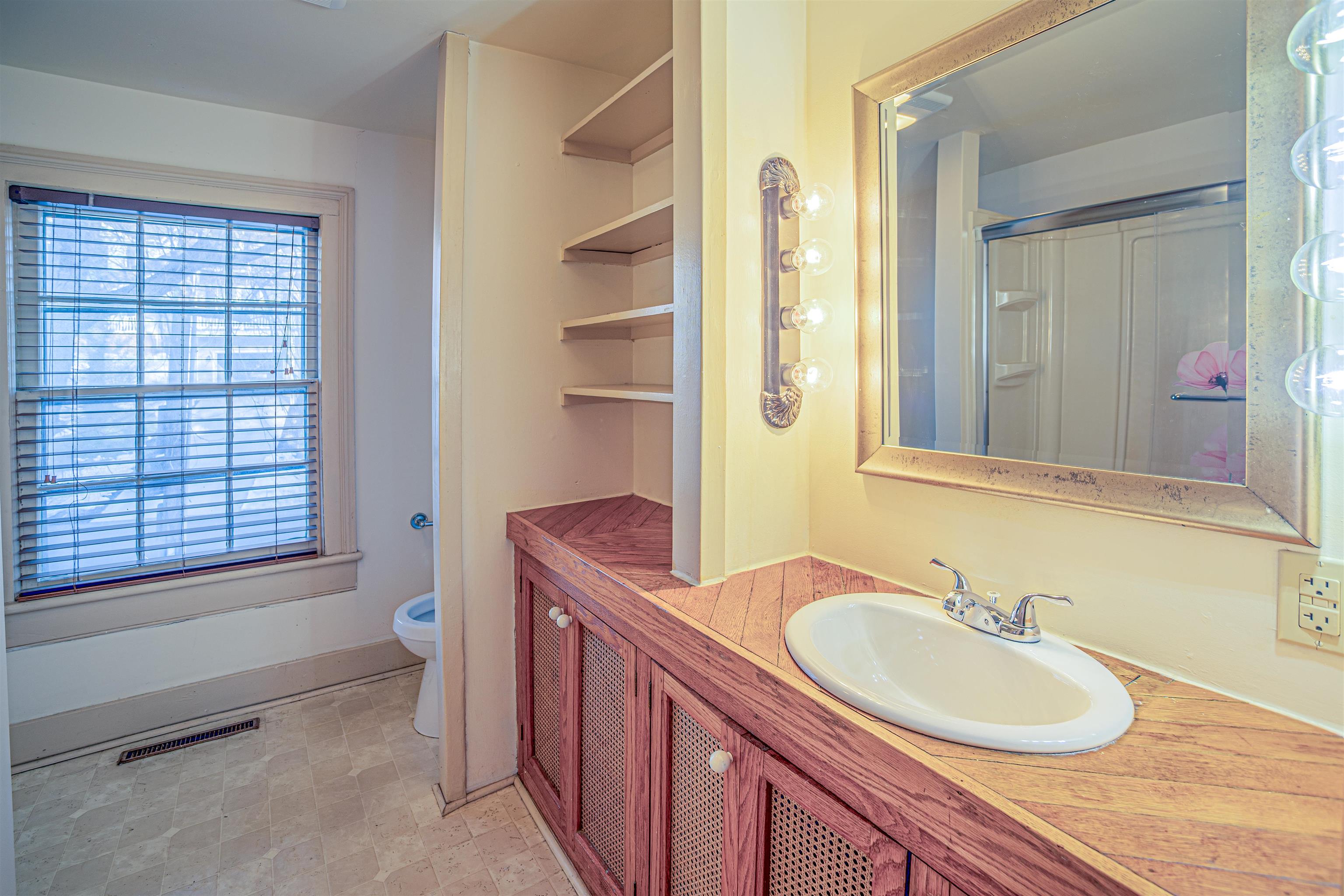 324 GREEN ST, STAUNTON, Virginia 24401, 2 Bedrooms Bedrooms, ,1 BathroomBathrooms,Residential,324 GREEN ST,673246 MLS # 673246