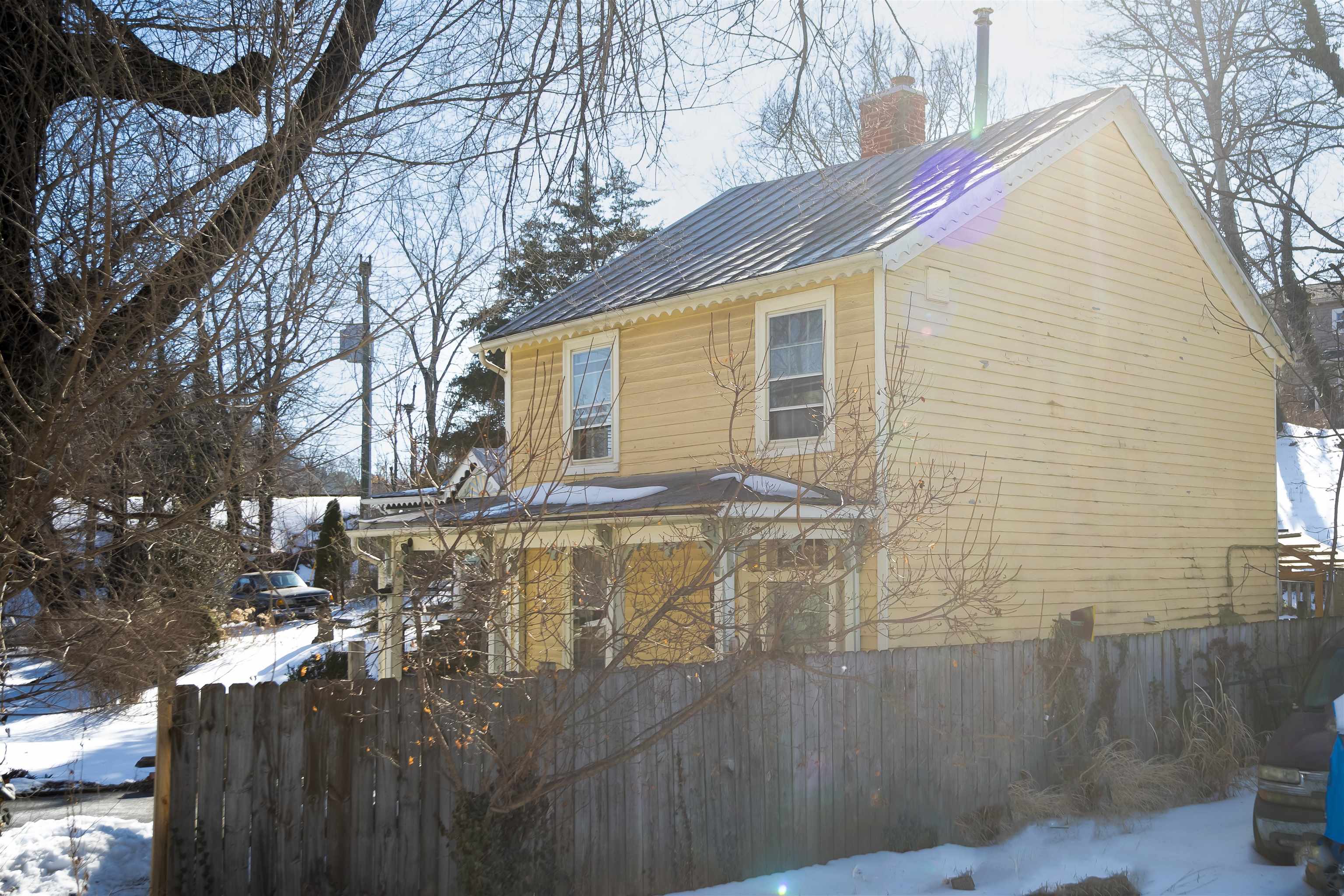 324 GREEN ST, STAUNTON, Virginia 24401, 2 Bedrooms Bedrooms, ,1 BathroomBathrooms,Residential,324 GREEN ST,673246 MLS # 673246