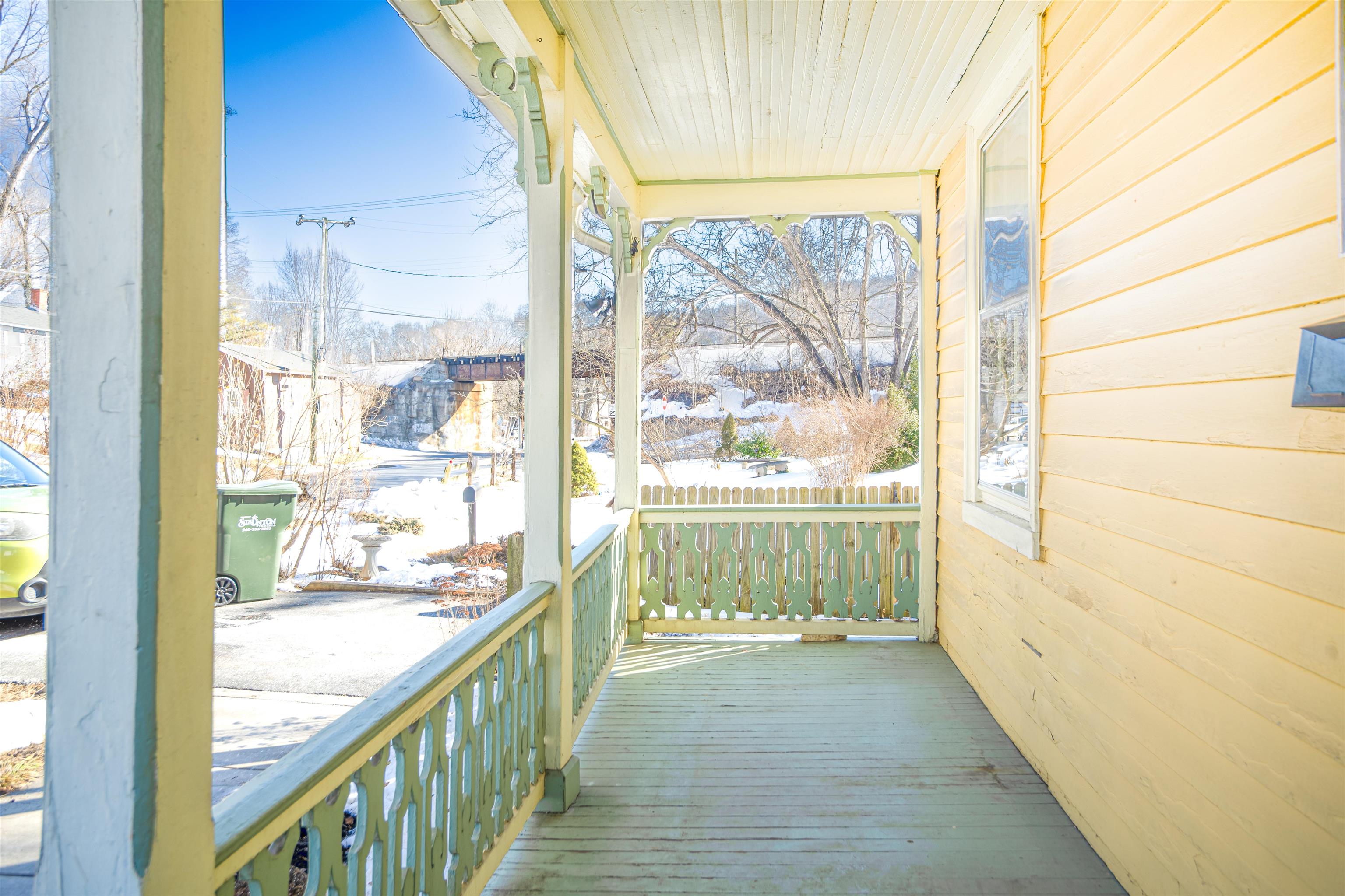 324 GREEN ST, STAUNTON, Virginia 24401, 2 Bedrooms Bedrooms, ,1 BathroomBathrooms,Residential,324 GREEN ST,673246 MLS # 673246