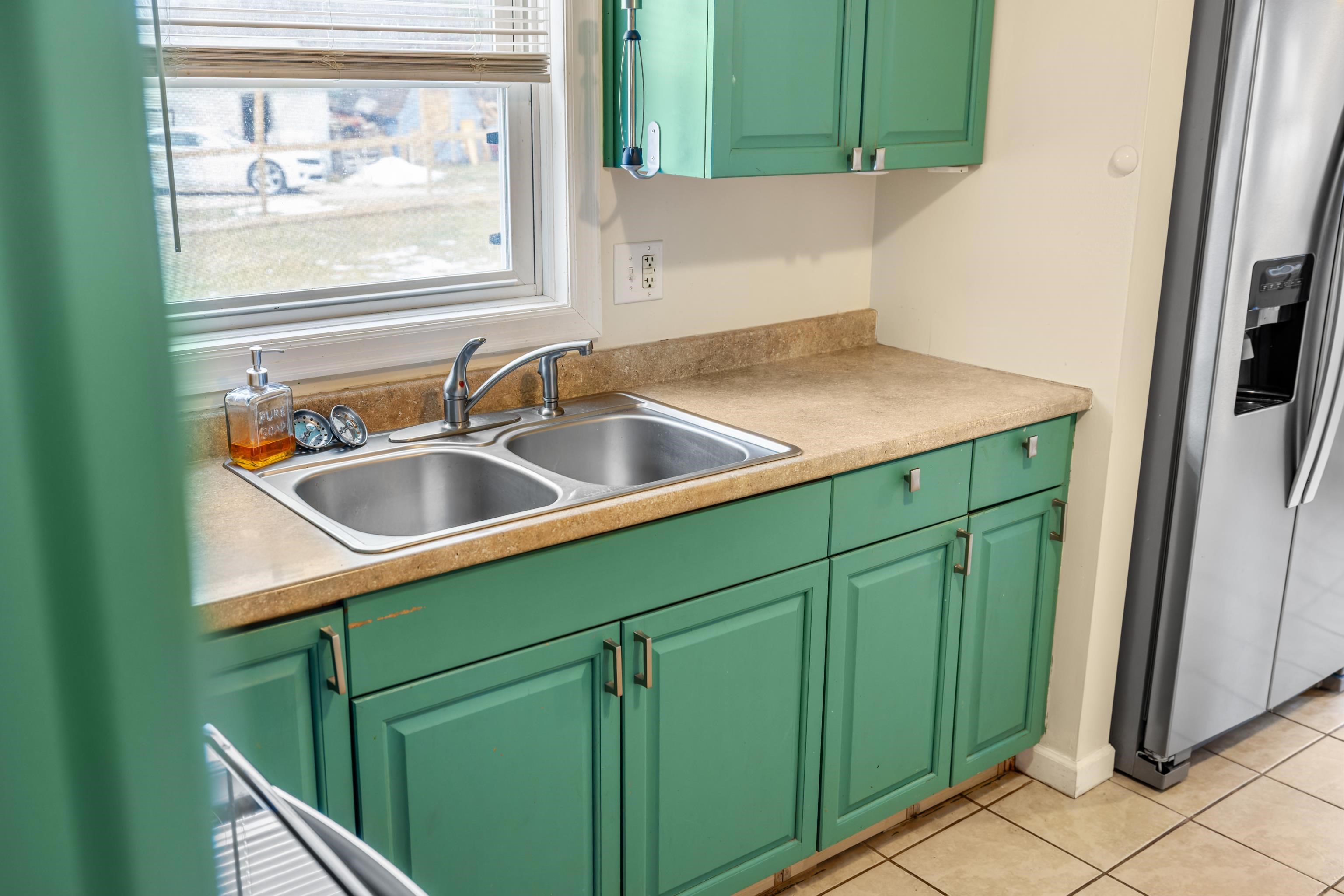 525 EAST SIDE HWY, WAYNESBORO, Virginia 22980, 2 Bedrooms Bedrooms, ,1 BathroomBathrooms,Residential,525 EAST SIDE HWY,673403 MLS # 673403