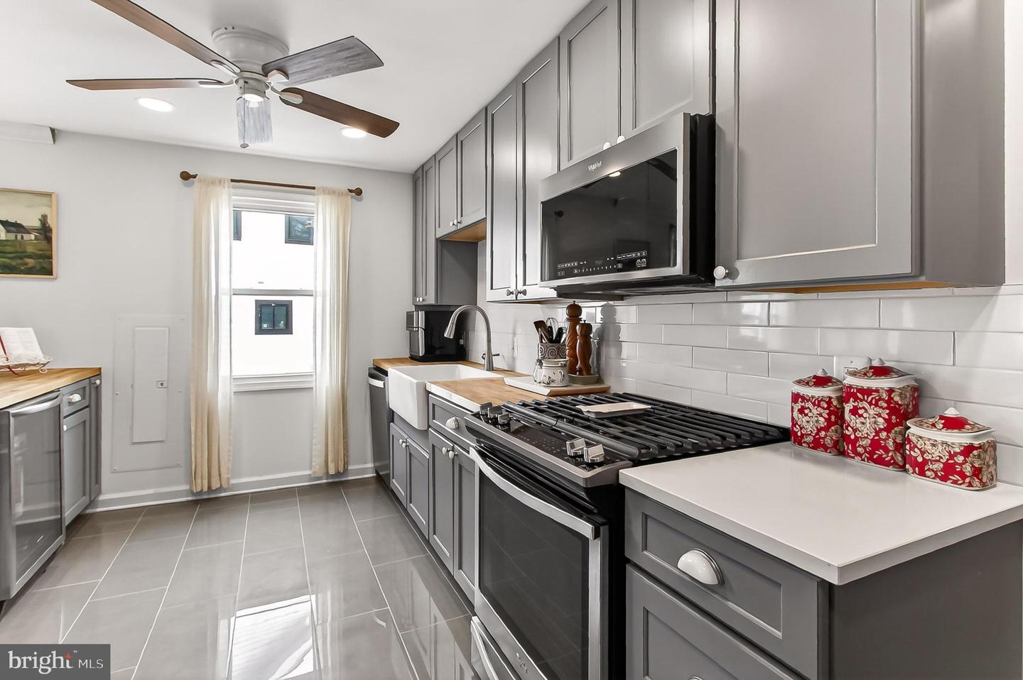 3121 WESTLEY RD, FALLS CHURCH, Virginia 22042, 4 Bedrooms Bedrooms, ,2 BathroomsBathrooms,Residential,For sale,3121 WESTLEY RD,VAFX2294296 MLS # VAFX2294296