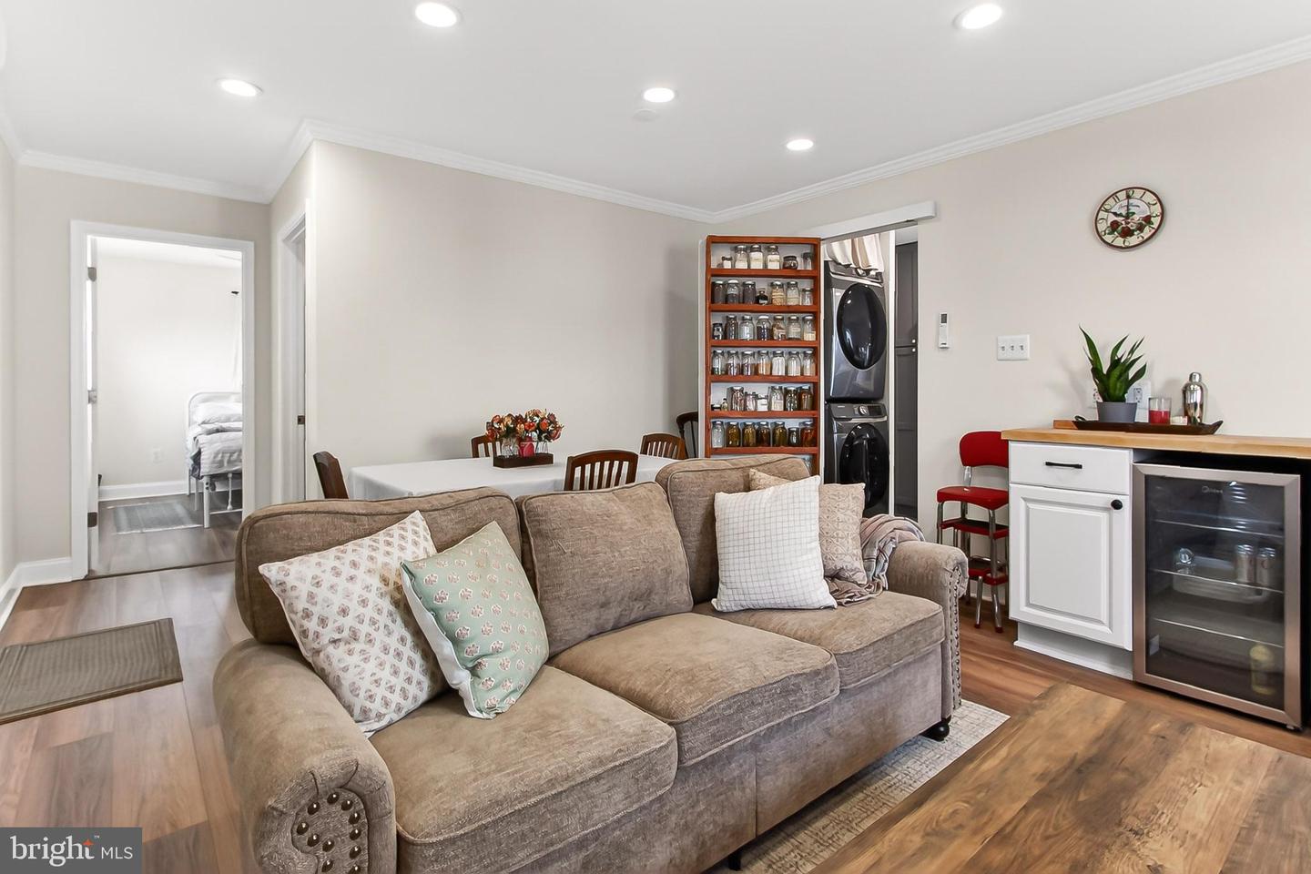 3121 WESTLEY RD, FALLS CHURCH, Virginia 22042, 4 Bedrooms Bedrooms, ,2 BathroomsBathrooms,Residential,For sale,3121 WESTLEY RD,VAFX2294296 MLS # VAFX2294296