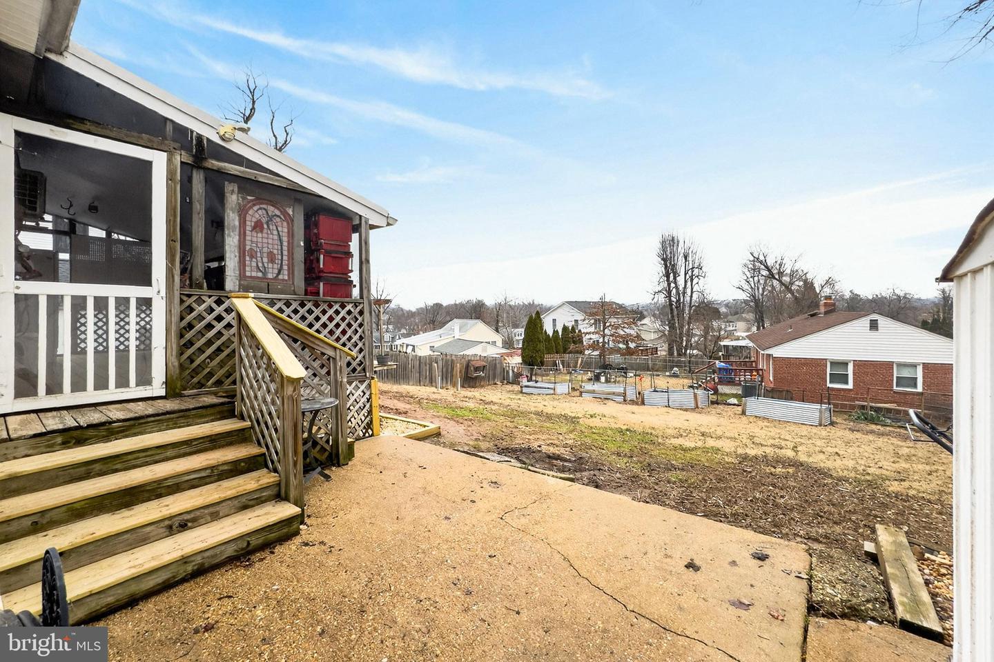 3121 WESTLEY RD, FALLS CHURCH, Virginia 22042, 4 Bedrooms Bedrooms, ,2 BathroomsBathrooms,Residential,For sale,3121 WESTLEY RD,VAFX2294296 MLS # VAFX2294296