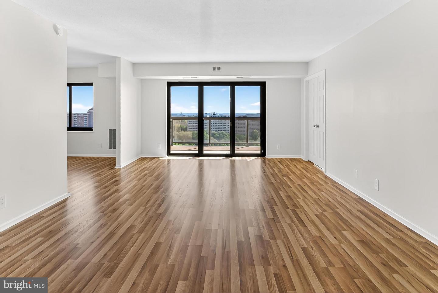 205 YOAKUM PKWY #1511, ALEXANDRIA, Virginia 22304, 3 Bedrooms Bedrooms, ,2 BathroomsBathrooms,Residential,For sale,205 YOAKUM PKWY #1511,VAAX2054828 MLS # VAAX2054828