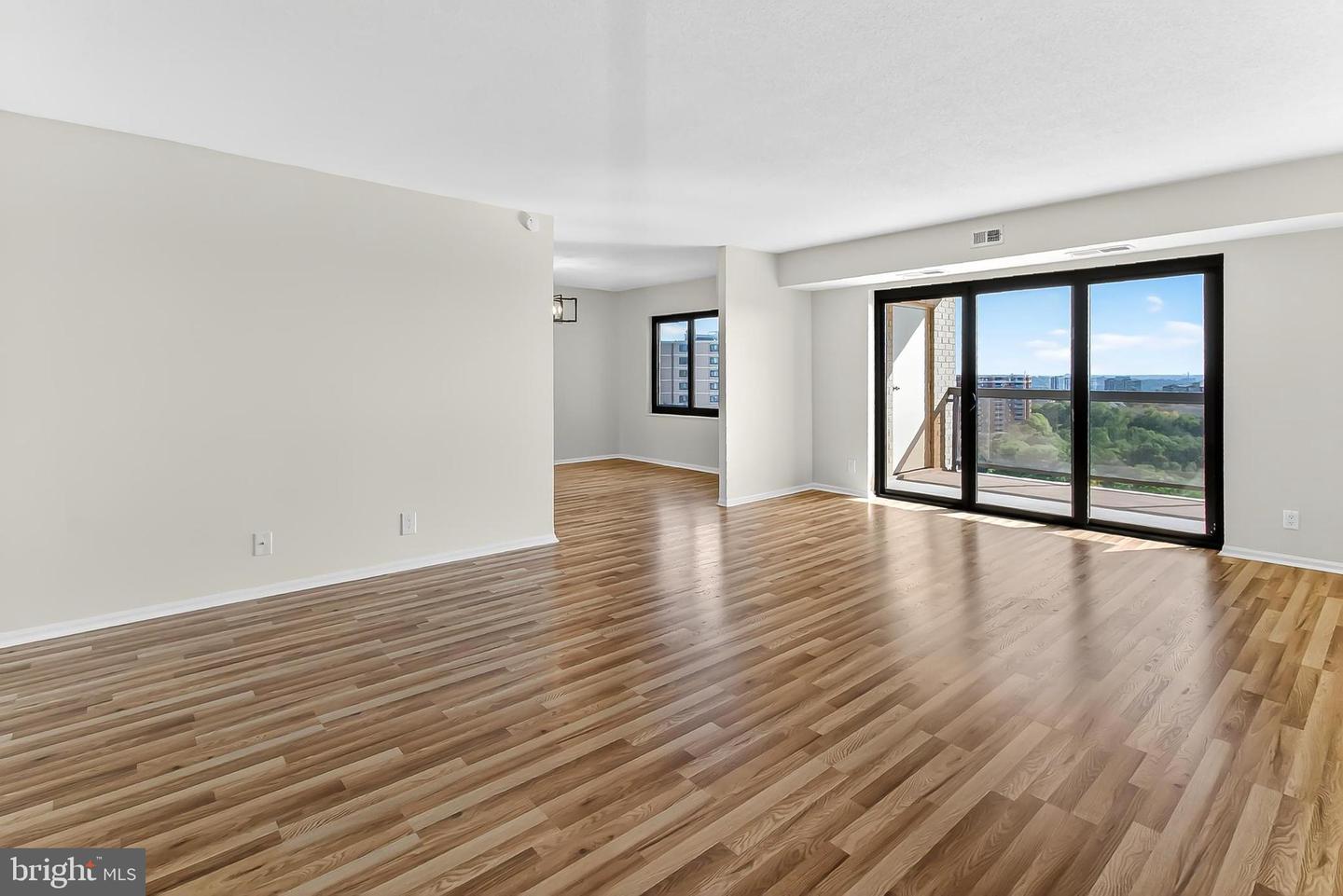 205 YOAKUM PKWY #1511, ALEXANDRIA, Virginia 22304, 3 Bedrooms Bedrooms, ,2 BathroomsBathrooms,Residential,For sale,205 YOAKUM PKWY #1511,VAAX2054828 MLS # VAAX2054828