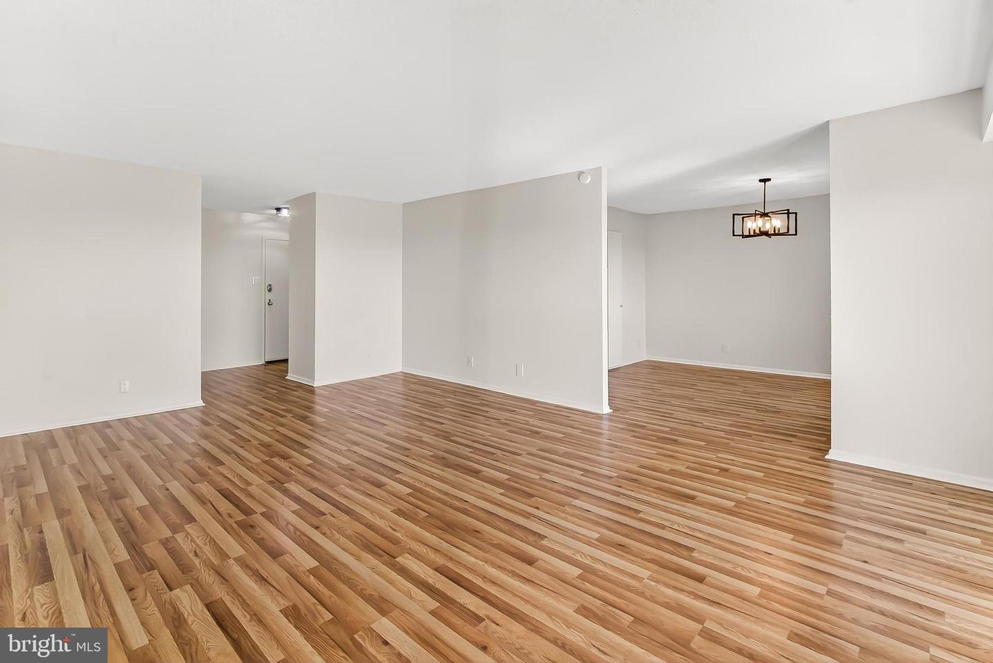 205 YOAKUM PKWY #1511, ALEXANDRIA, Virginia 22304, 3 Bedrooms Bedrooms, ,2 BathroomsBathrooms,Residential,For sale,205 YOAKUM PKWY #1511,VAAX2054828 MLS # VAAX2054828