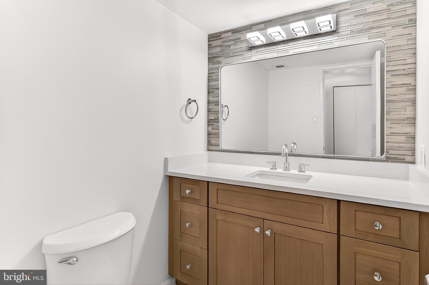 205 YOAKUM PKWY #1511, ALEXANDRIA, Virginia 22304, 3 Bedrooms Bedrooms, ,2 BathroomsBathrooms,Residential,For sale,205 YOAKUM PKWY #1511,VAAX2054828 MLS # VAAX2054828