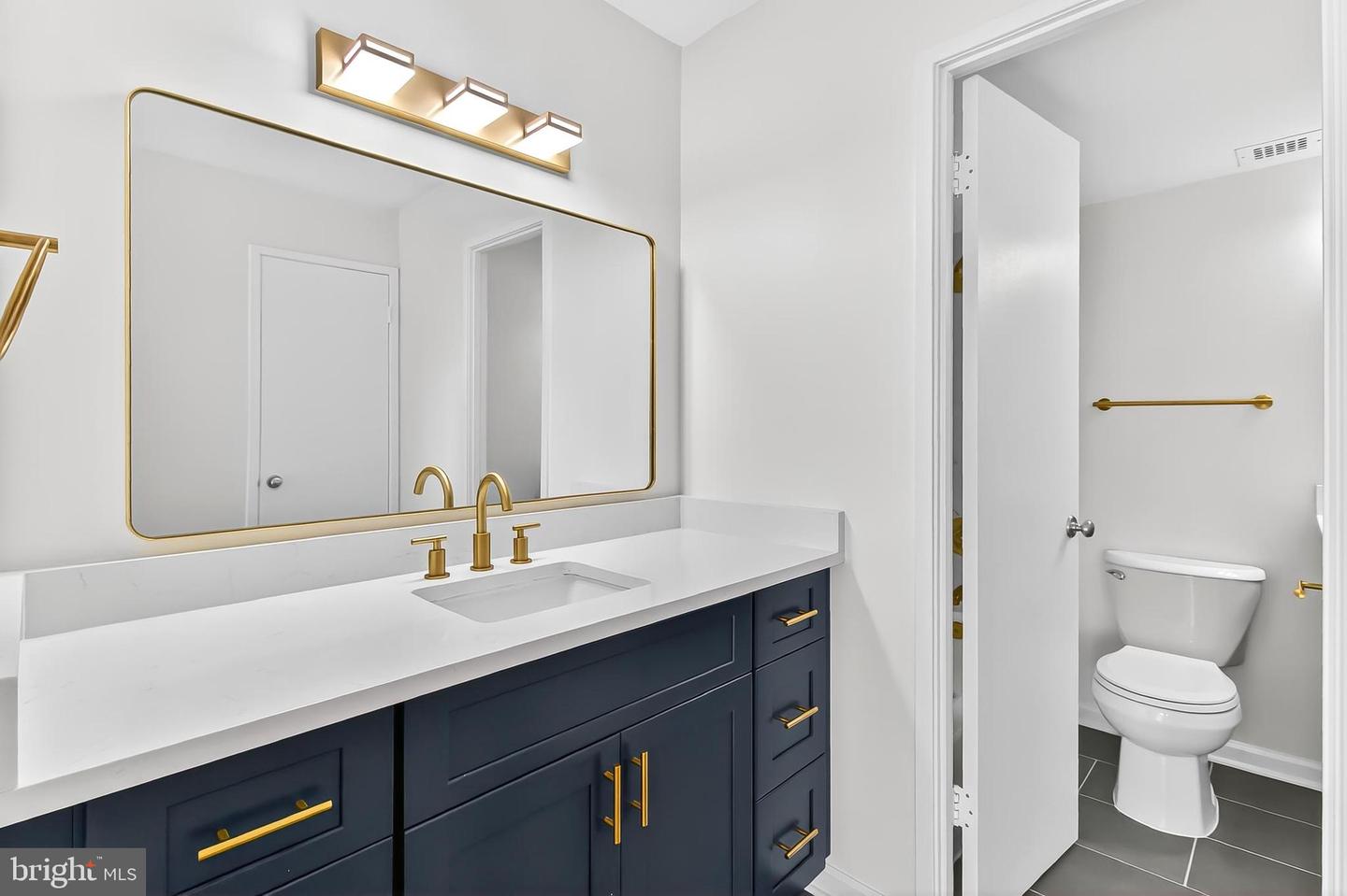 205 YOAKUM PKWY #1511, ALEXANDRIA, Virginia 22304, 3 Bedrooms Bedrooms, ,2 BathroomsBathrooms,Residential,For sale,205 YOAKUM PKWY #1511,VAAX2054828 MLS # VAAX2054828