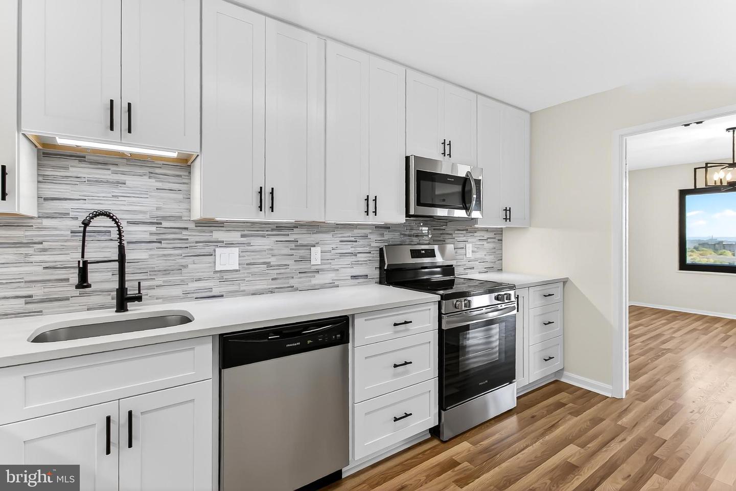 205 YOAKUM PKWY #1511, ALEXANDRIA, Virginia 22304, 3 Bedrooms Bedrooms, ,2 BathroomsBathrooms,Residential,For sale,205 YOAKUM PKWY #1511,VAAX2054828 MLS # VAAX2054828