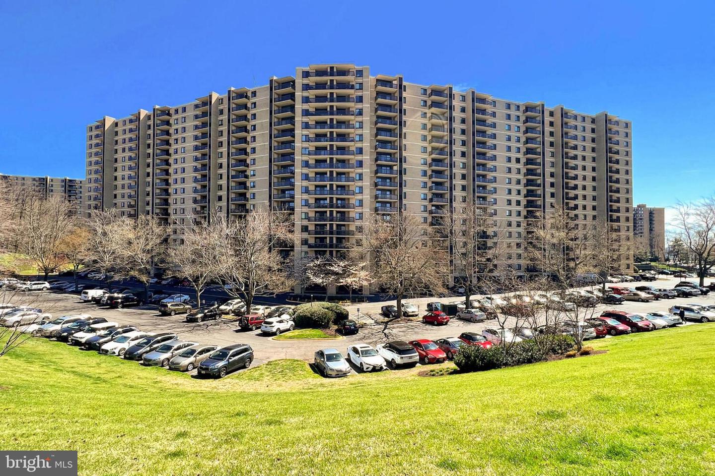 205 YOAKUM PKWY #1511, ALEXANDRIA, Virginia 22304, 3 Bedrooms Bedrooms, ,2 BathroomsBathrooms,Residential,For sale,205 YOAKUM PKWY #1511,VAAX2054828 MLS # VAAX2054828