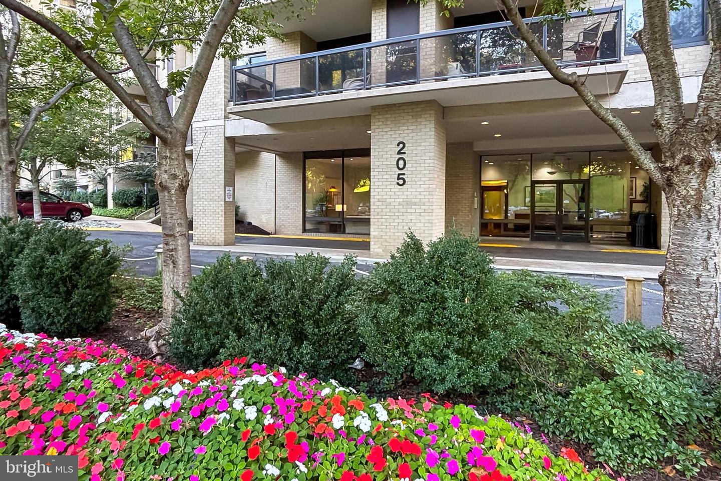 205 YOAKUM PKWY #1511, ALEXANDRIA, Virginia 22304, 3 Bedrooms Bedrooms, ,2 BathroomsBathrooms,Residential,For sale,205 YOAKUM PKWY #1511,VAAX2054828 MLS # VAAX2054828