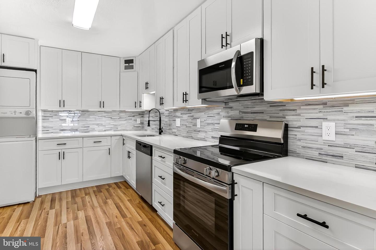 205 YOAKUM PKWY #1511, ALEXANDRIA, Virginia 22304, 3 Bedrooms Bedrooms, ,2 BathroomsBathrooms,Residential,For sale,205 YOAKUM PKWY #1511,VAAX2054828 MLS # VAAX2054828