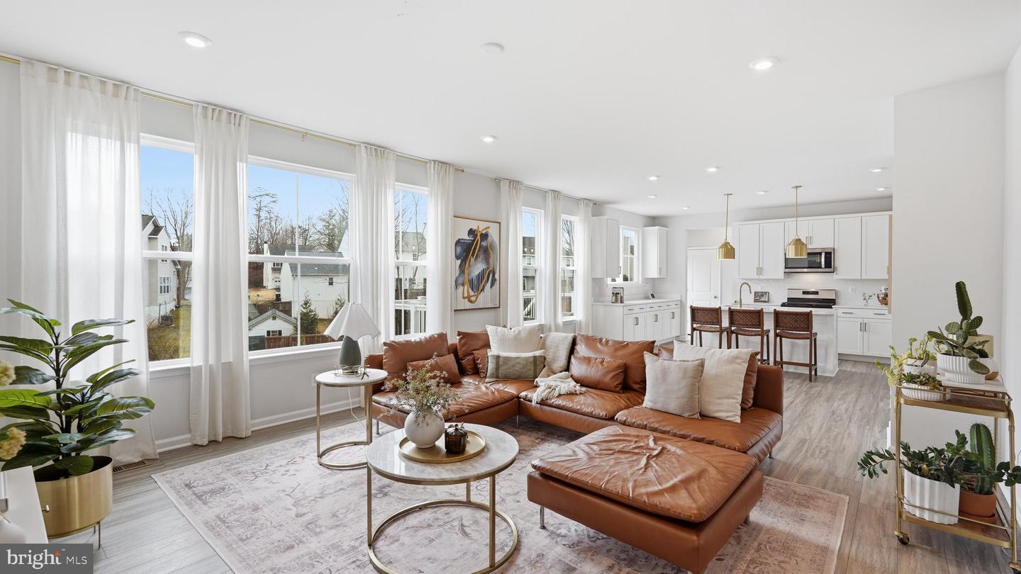 9441 DESCHAMP, MANASSAS, Virginia 20112, 5 Bedrooms Bedrooms, 6 Rooms Rooms,3 BathroomsBathrooms,Residential,For sale,9441 DESCHAMP,VAPW2113814 MLS # VAPW2113814