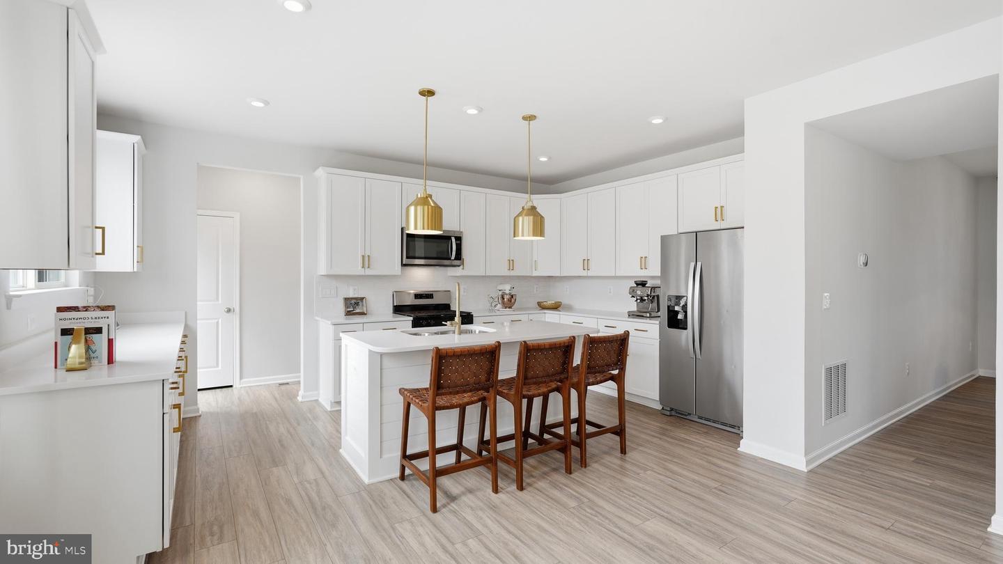 9441 DESCHAMP, MANASSAS, Virginia 20112, 5 Bedrooms Bedrooms, 6 Rooms Rooms,3 BathroomsBathrooms,Residential,For sale,9441 DESCHAMP,VAPW2113814 MLS # VAPW2113814