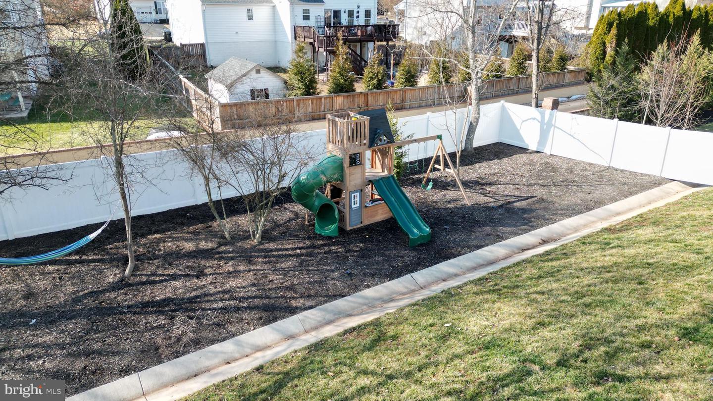 9441 DESCHAMP, MANASSAS, Virginia 20112, 5 Bedrooms Bedrooms, 6 Rooms Rooms,3 BathroomsBathrooms,Residential,For sale,9441 DESCHAMP,VAPW2113814 MLS # VAPW2113814