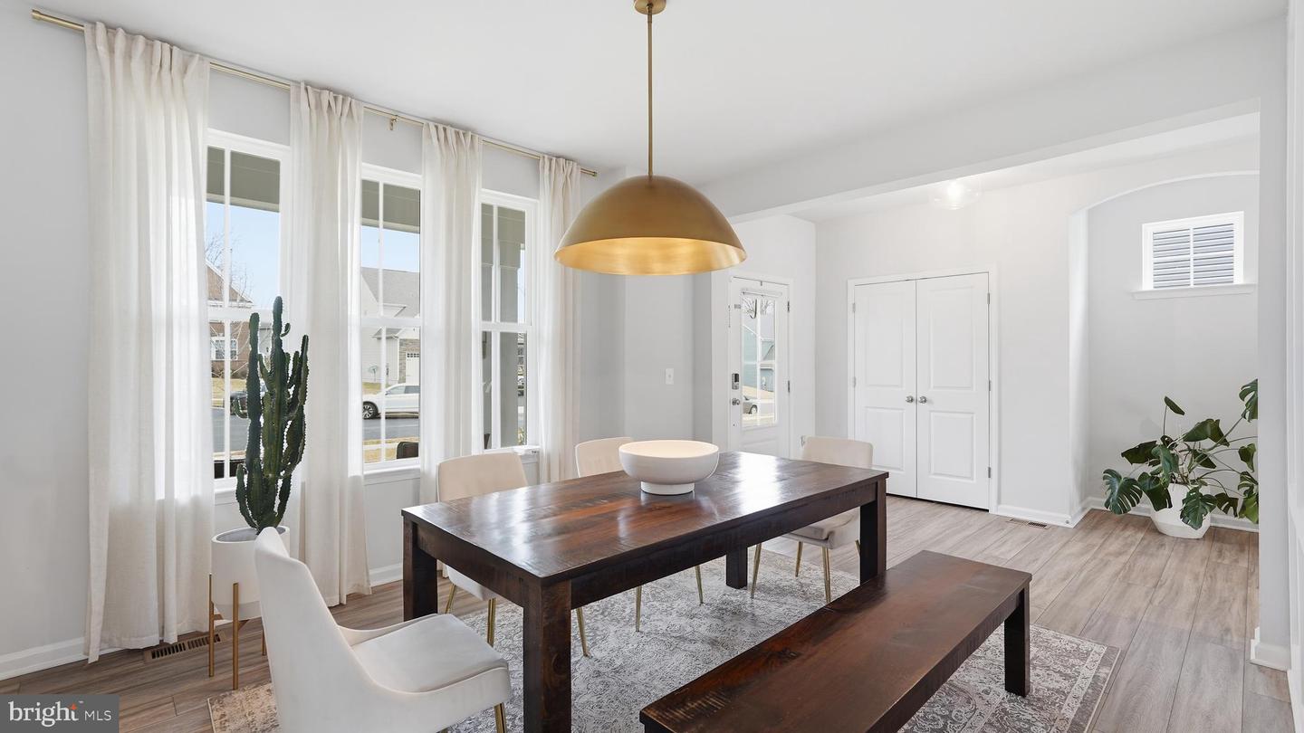 9441 DESCHAMP, MANASSAS, Virginia 20112, 5 Bedrooms Bedrooms, 6 Rooms Rooms,3 BathroomsBathrooms,Residential,For sale,9441 DESCHAMP,VAPW2113814 MLS # VAPW2113814