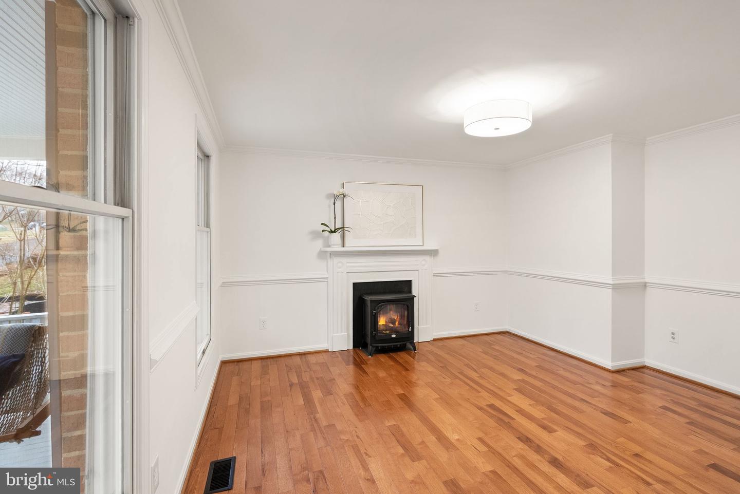 8461 RUSHING CREEK CT, SPRINGFIELD, Virginia 22153, 4 Bedrooms Bedrooms, ,2 BathroomsBathrooms,Residential,For sale,8461 RUSHING CREEK CT,VAFX2294316 MLS # VAFX2294316