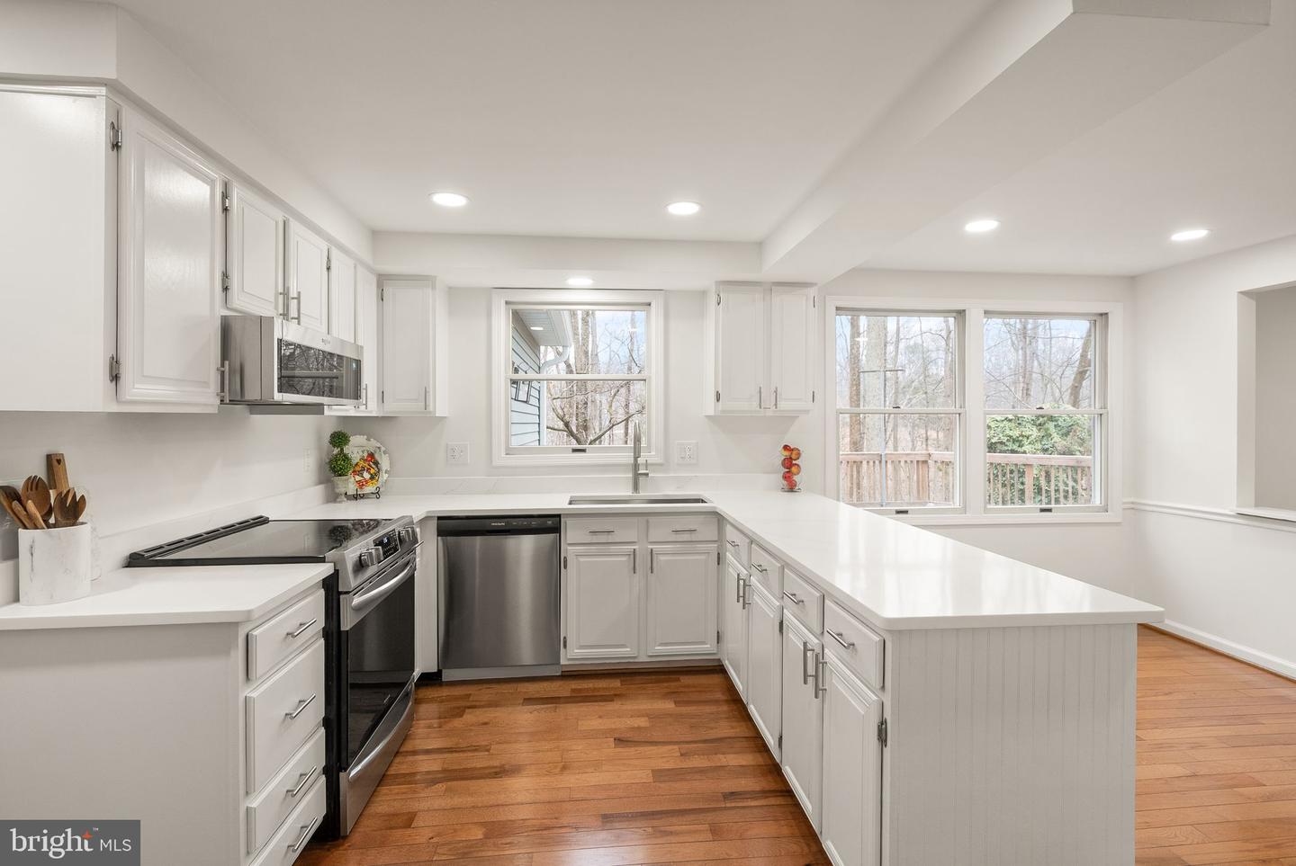 8461 RUSHING CREEK CT, SPRINGFIELD, Virginia 22153, 4 Bedrooms Bedrooms, ,2 BathroomsBathrooms,Residential,For sale,8461 RUSHING CREEK CT,VAFX2294316 MLS # VAFX2294316