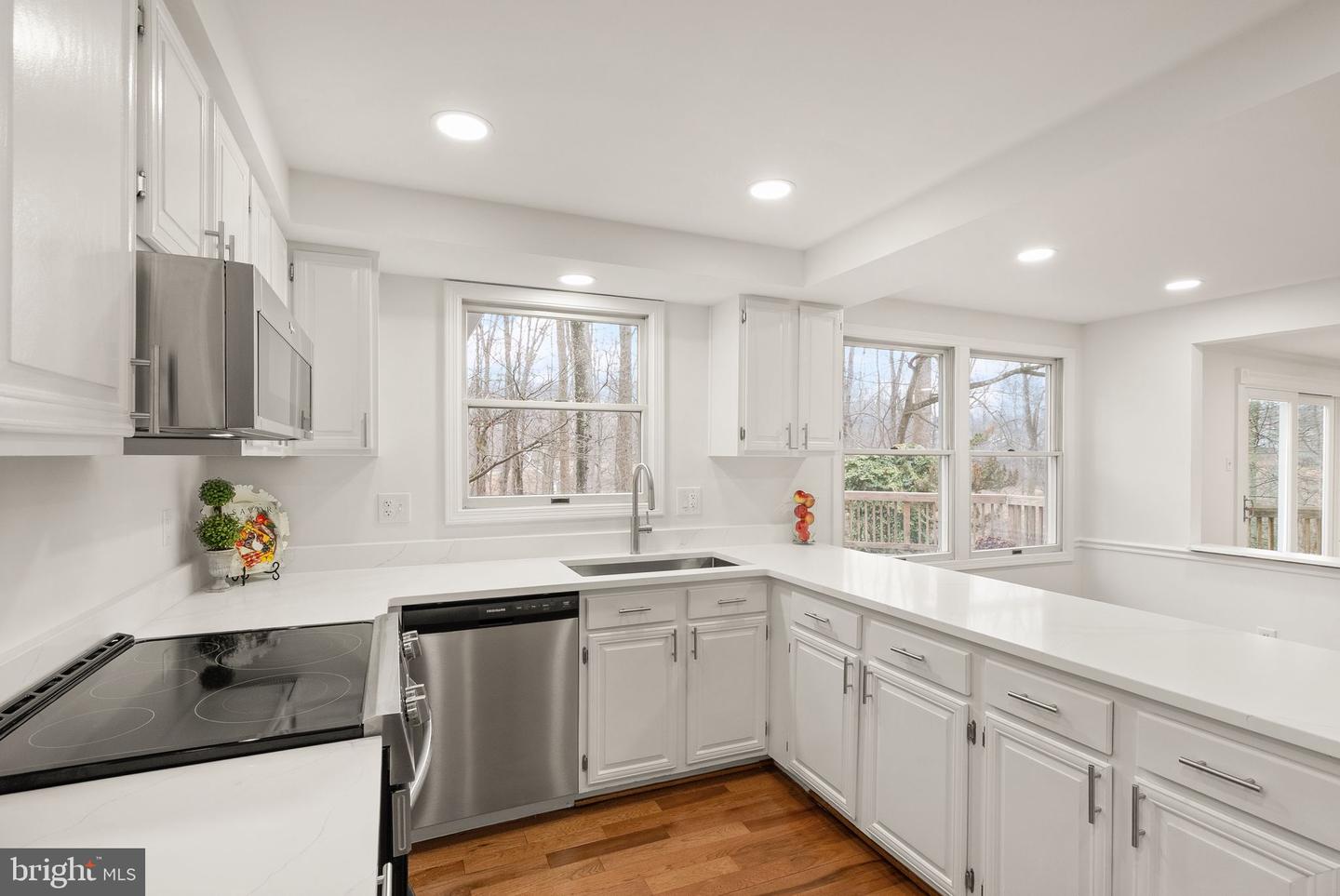 8461 RUSHING CREEK CT, SPRINGFIELD, Virginia 22153, 4 Bedrooms Bedrooms, ,2 BathroomsBathrooms,Residential,For sale,8461 RUSHING CREEK CT,VAFX2294316 MLS # VAFX2294316