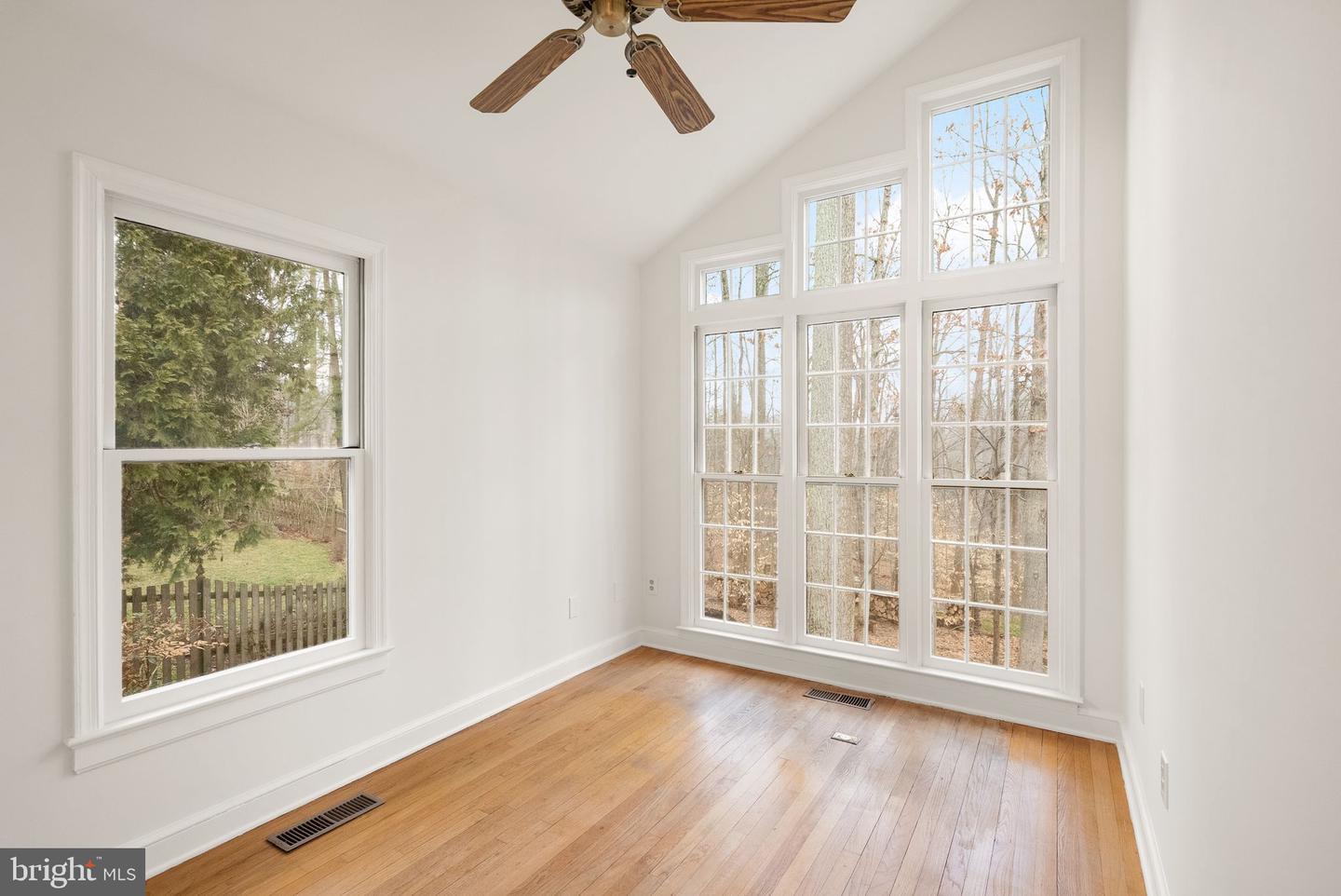 8461 RUSHING CREEK CT, SPRINGFIELD, Virginia 22153, 4 Bedrooms Bedrooms, ,2 BathroomsBathrooms,Residential,For sale,8461 RUSHING CREEK CT,VAFX2294316 MLS # VAFX2294316