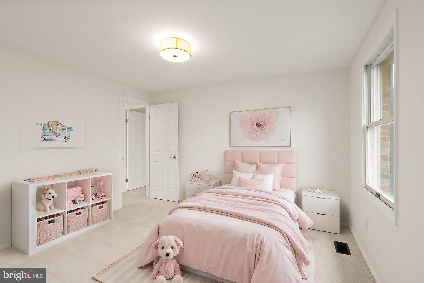 8461 RUSHING CREEK CT, SPRINGFIELD, Virginia 22153, 4 Bedrooms Bedrooms, ,2 BathroomsBathrooms,Residential,For sale,8461 RUSHING CREEK CT,VAFX2294316 MLS # VAFX2294316