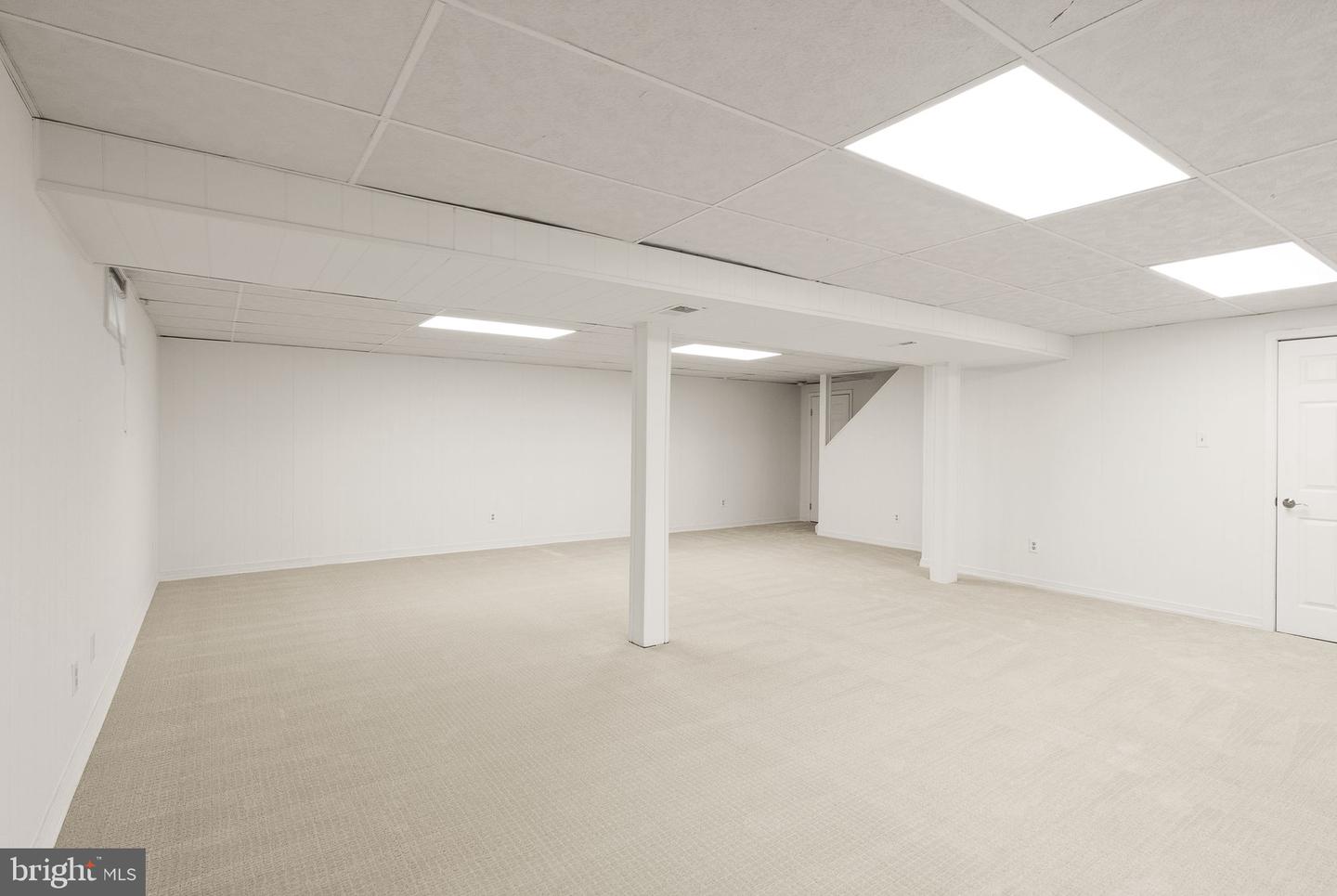 8461 RUSHING CREEK CT, SPRINGFIELD, Virginia 22153, 4 Bedrooms Bedrooms, ,2 BathroomsBathrooms,Residential,For sale,8461 RUSHING CREEK CT,VAFX2294316 MLS # VAFX2294316