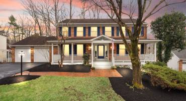 8461 RUSHING CREEK CT, SPRINGFIELD, Virginia 22153, 4 Bedrooms Bedrooms, ,2 BathroomsBathrooms,Residential,For sale,8461 RUSHING CREEK CT,VAFX2294316 MLS # VAFX2294316