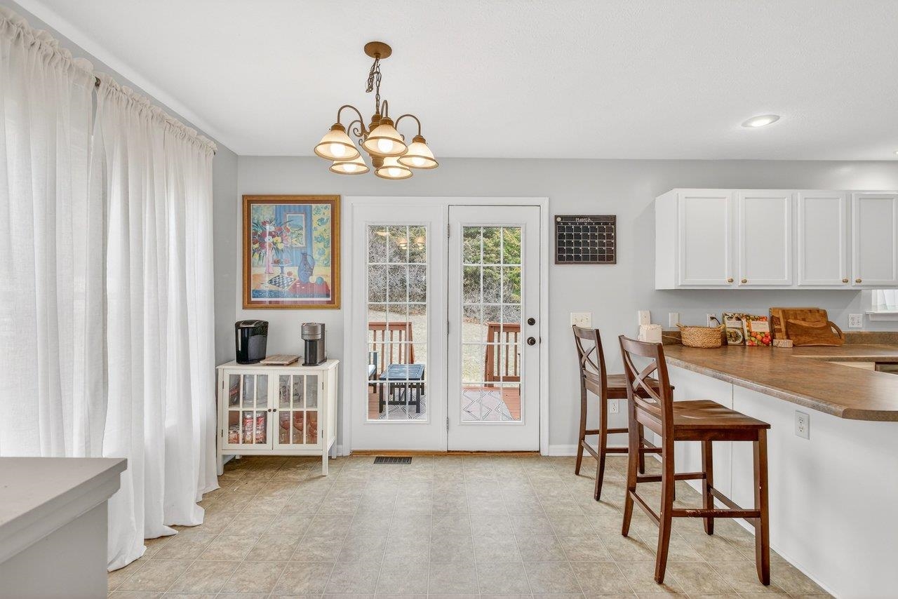 573 POINTE DR, HARRISONBURG, Virginia 22801, 3 Bedrooms Bedrooms, ,2 BathroomsBathrooms,Residential,573 POINTE DR,673953 MLS # 673953